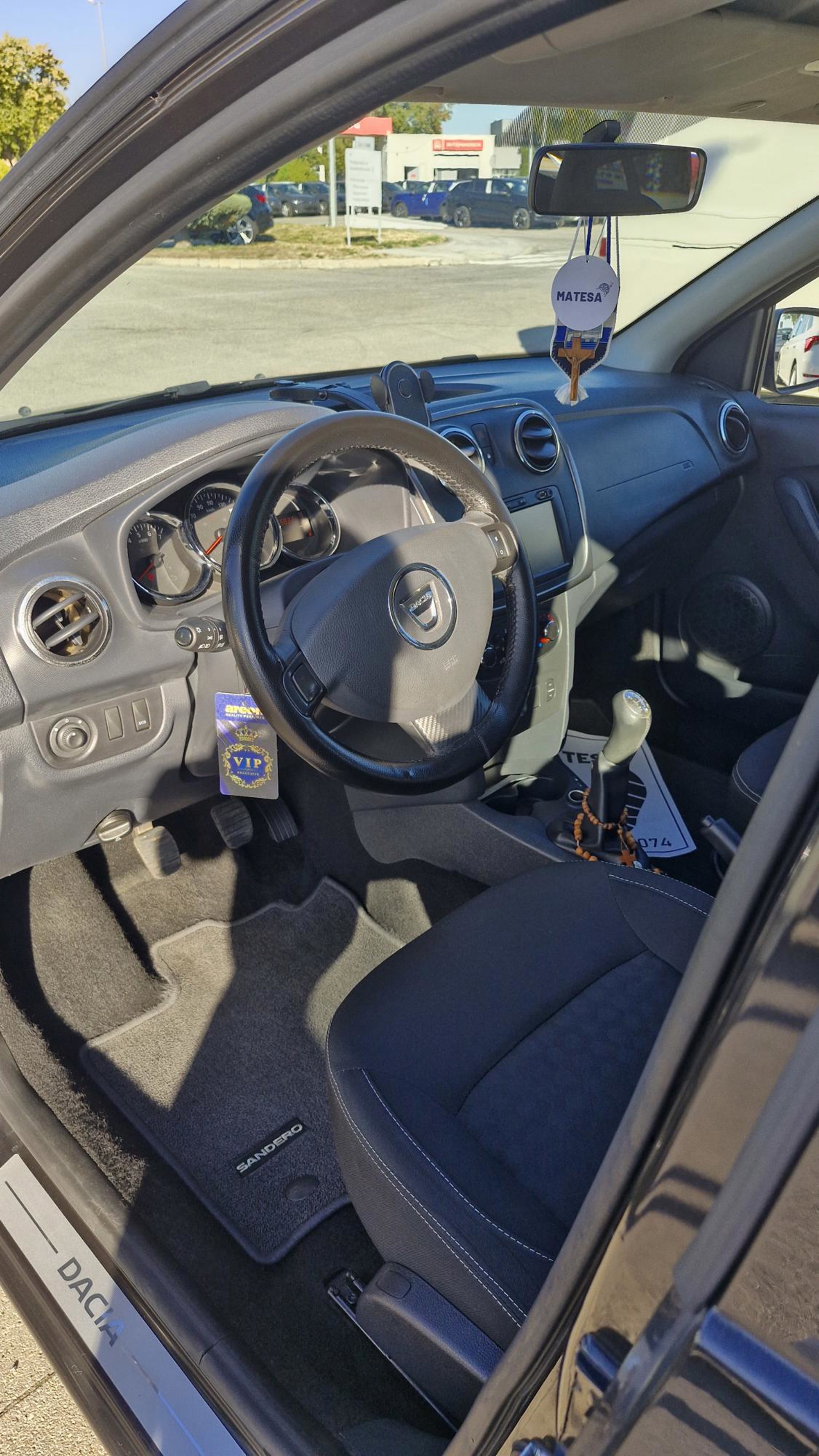 Dacia Sandero 1.5 dci, fotografija 2