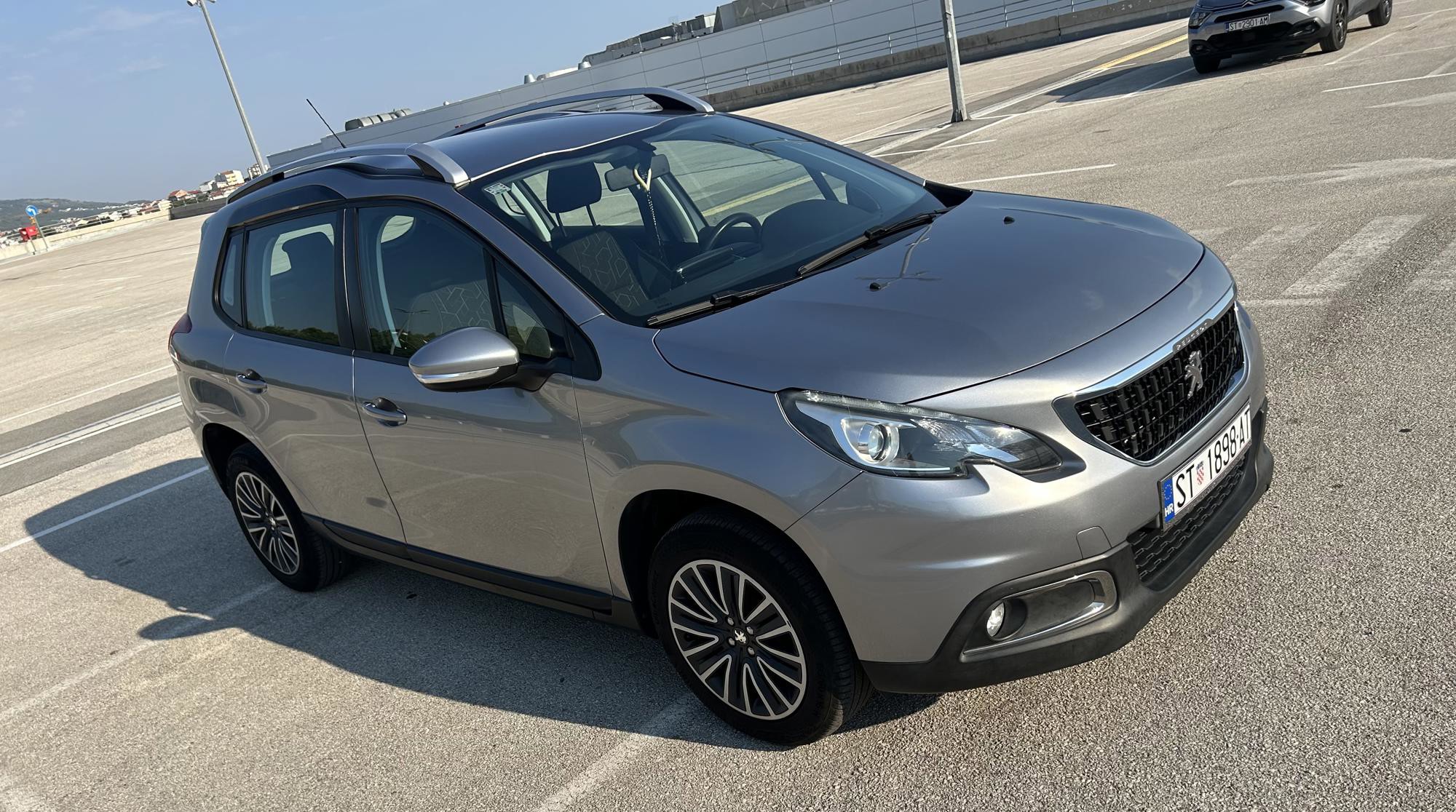 Peugeot 2008 1,5 BlueHDI, fotografija 4