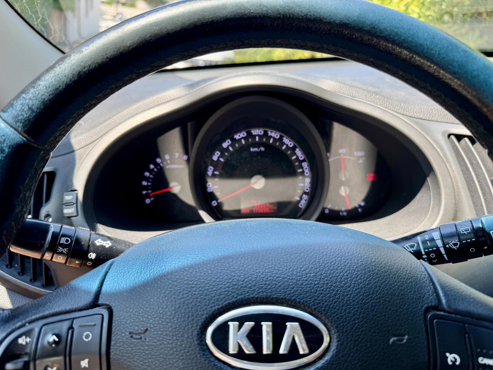 Prodajem - Kia Sportage 2WD 1,6 / Garažiran, očuvan, redovno servisiran, fotografija 5