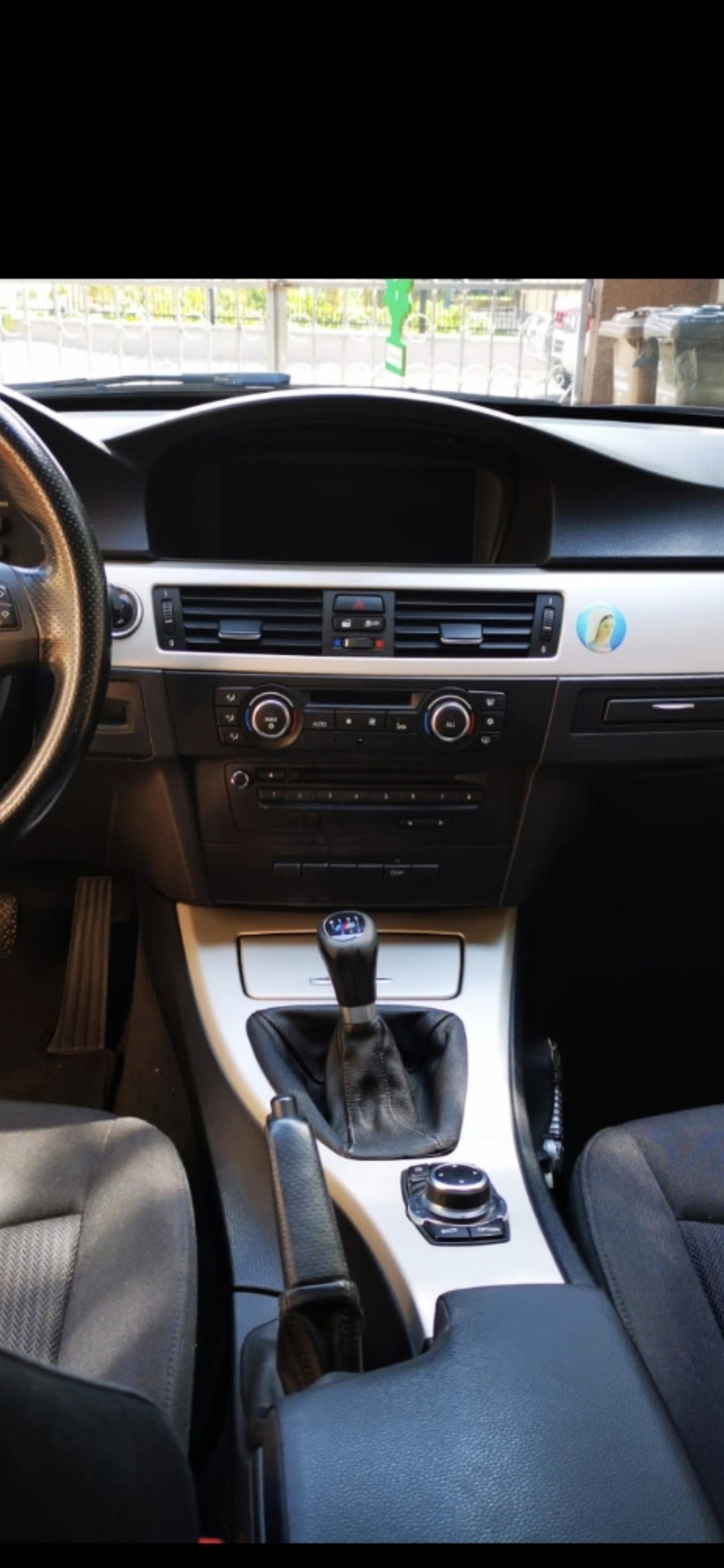 BMW 320d E90, 2011. god., 120 kW, xenon – 6.000 €, fotografija 3