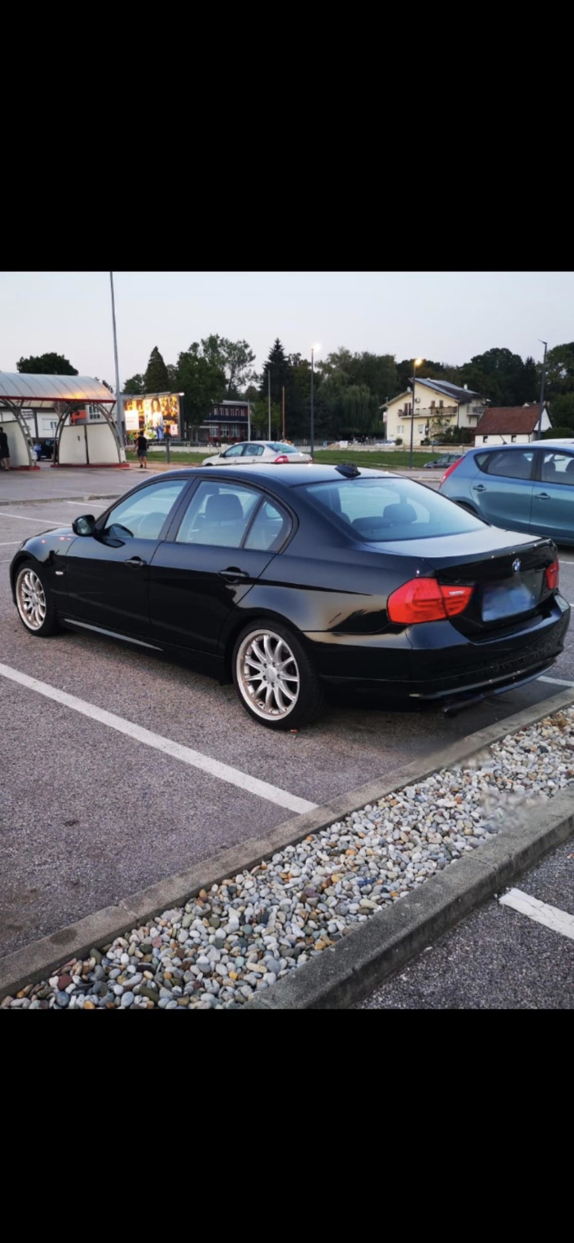 BMW 320d E90, 2011. god., 120 kW, xenon – 6.000 €, fotografija 2
