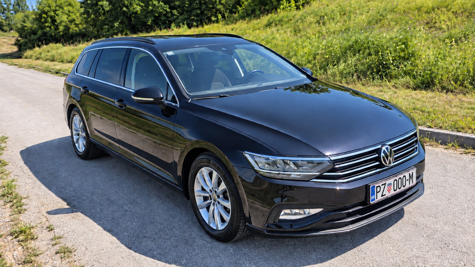 VW Passat Variant 2.0 TDI DSG Business oprema, fotografija 2