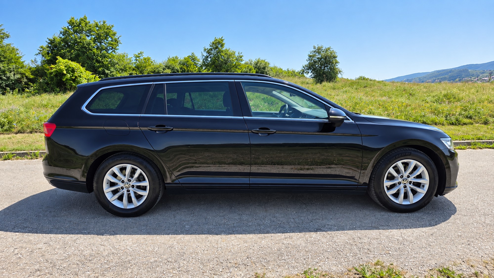 VW Passat Variant 2.0 TDI DSG Business oprema, fotografija 4