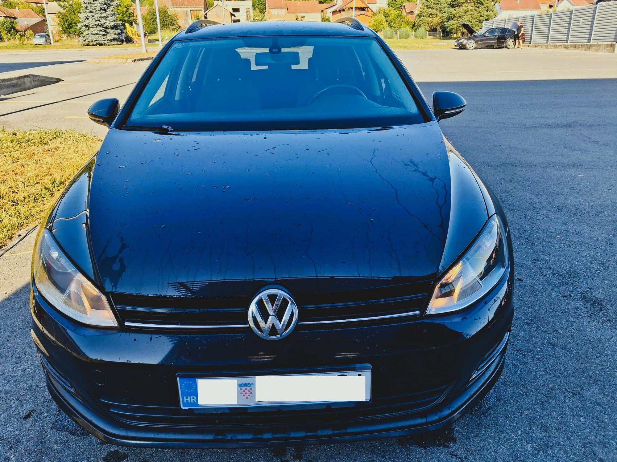 VW Golf 7 1.6tdi. reg 7/2027 aut.klima, i ostala oprema radi, zamjena ili otplata podizanje robe, fotografija 1
