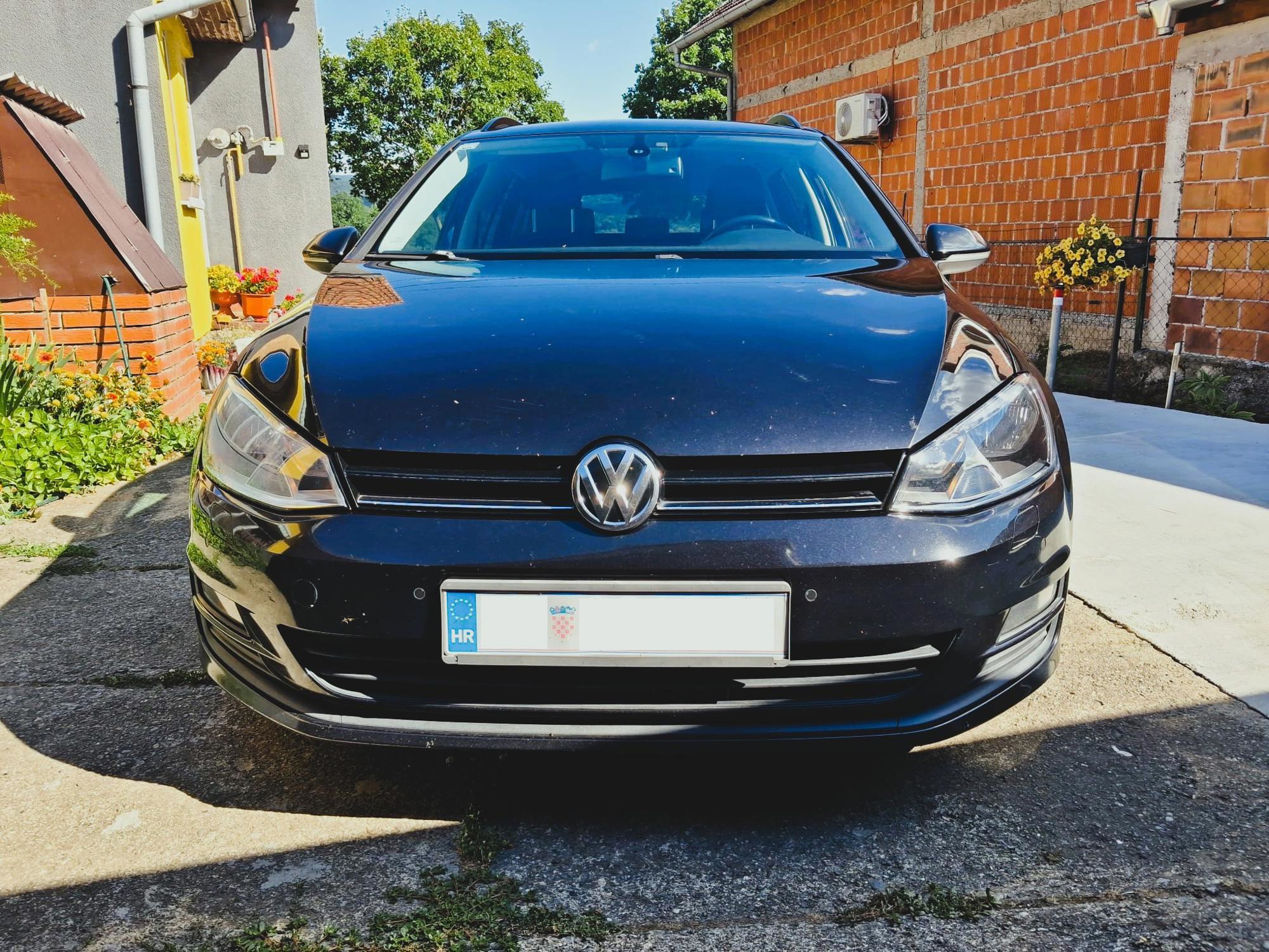 VW Golf 7 1.6tdi. reg 7/2027 aut.klima, i ostala oprema radi, zamjena ili otplata podizanje robe, fotografija 3