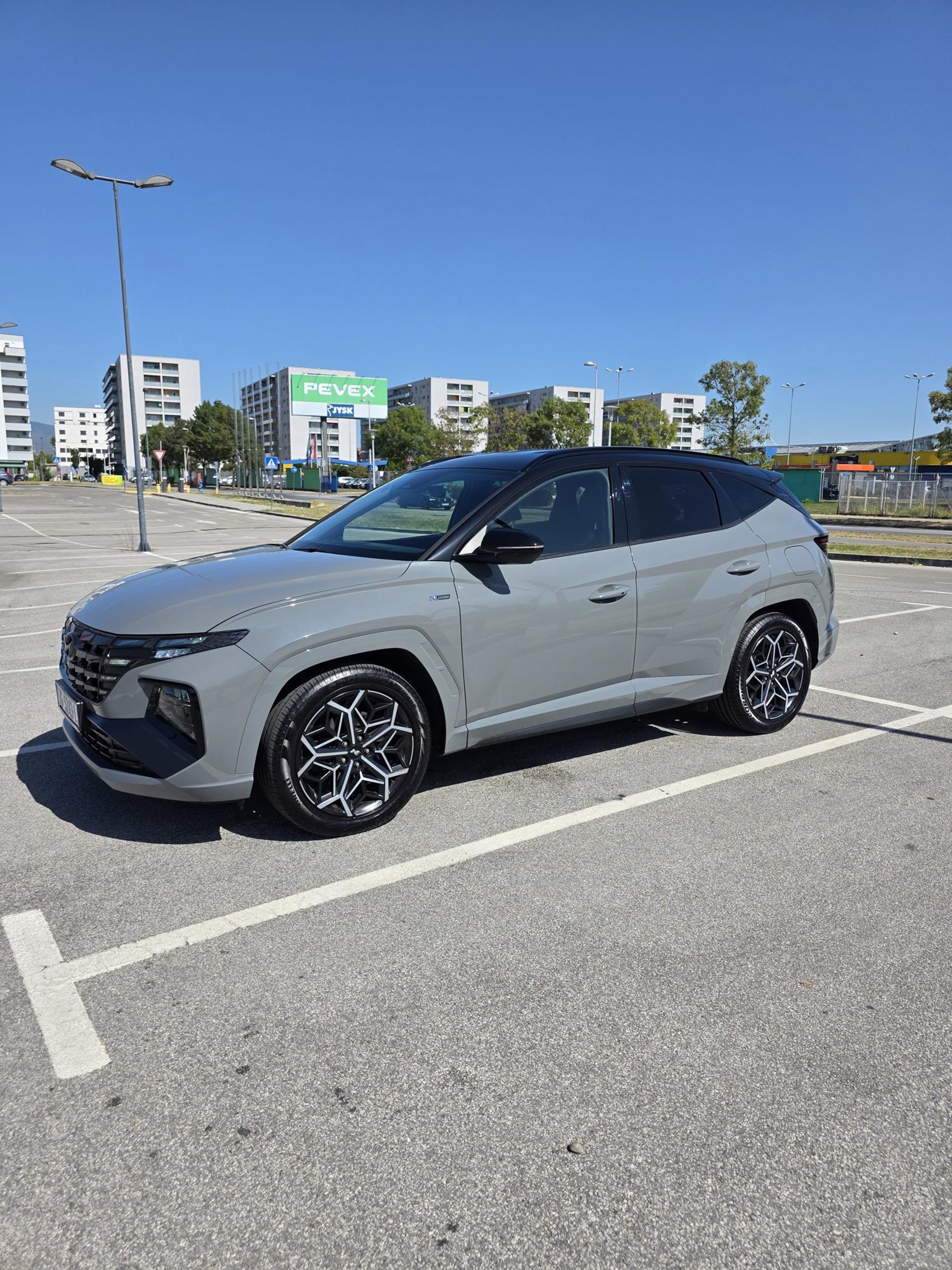 Hyundai Tucson 2021. god, automatik, N-line paket, servisna knjiga, u PDV-u, fotografija 3