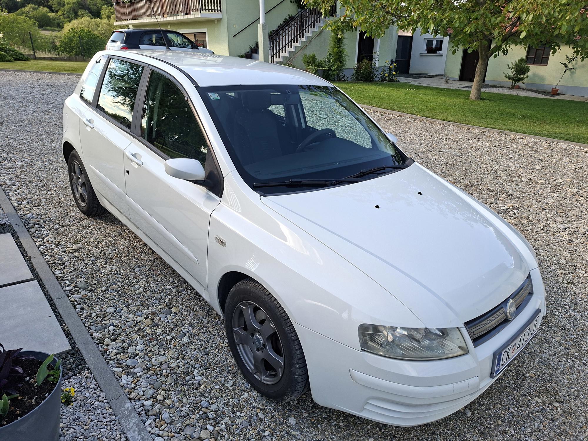 Fiat stilo 1,9 JTD, 2006. godina, pogled izvana - slika 2