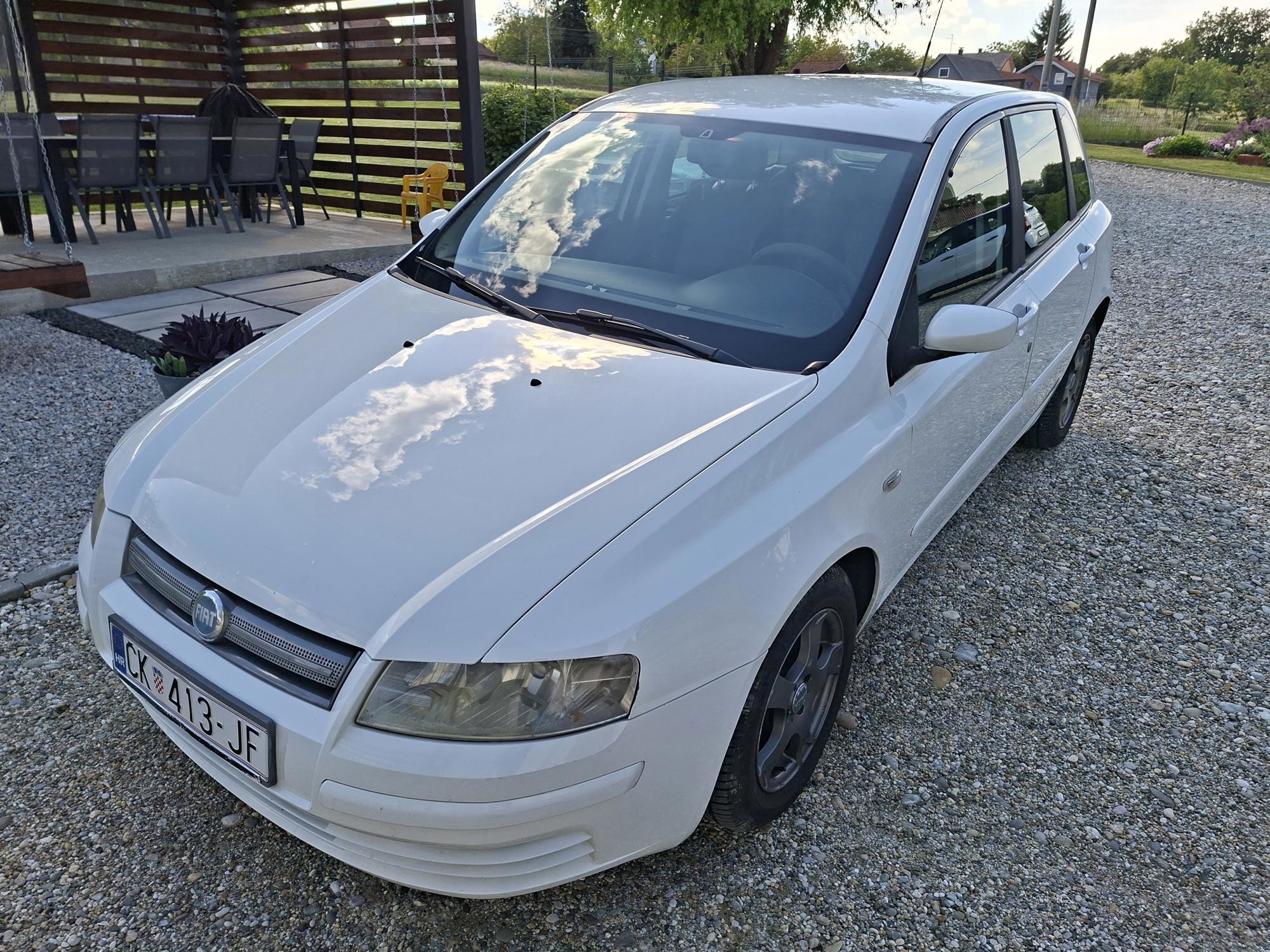 Fiat stilo 1,9 JTD, 2006. godina, pogled izvana - slika 1