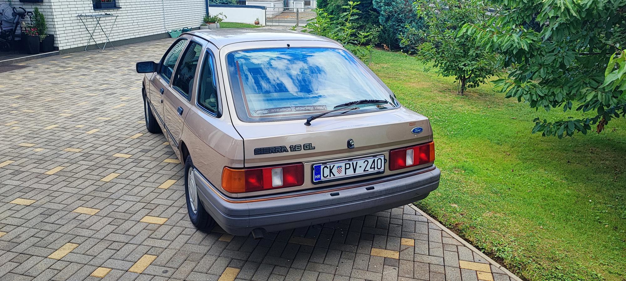 Ford Sierra 1.8, pogled izvana - slika 3