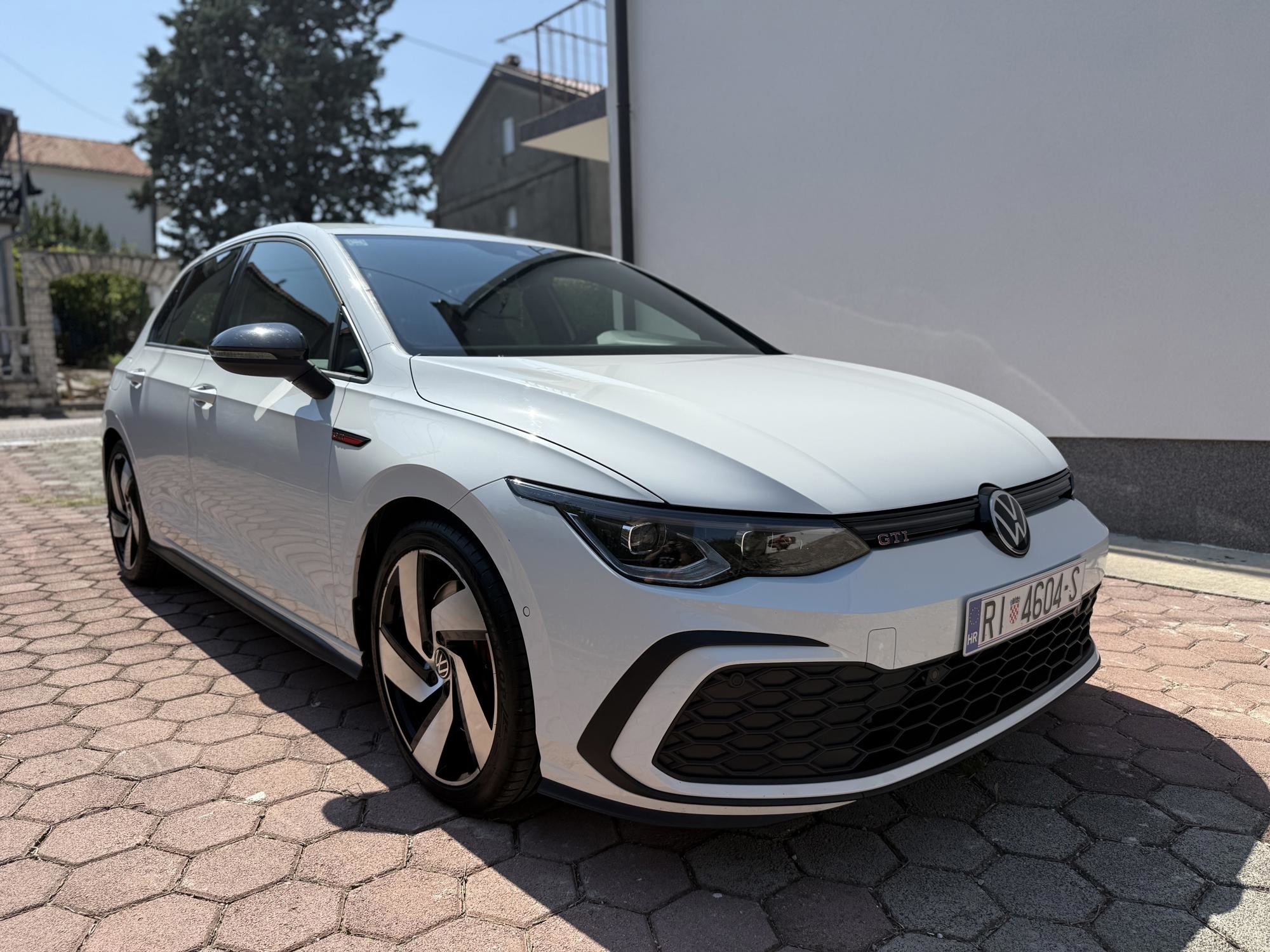 VW GOLF 8 GTI 61000 km, fotografija 2