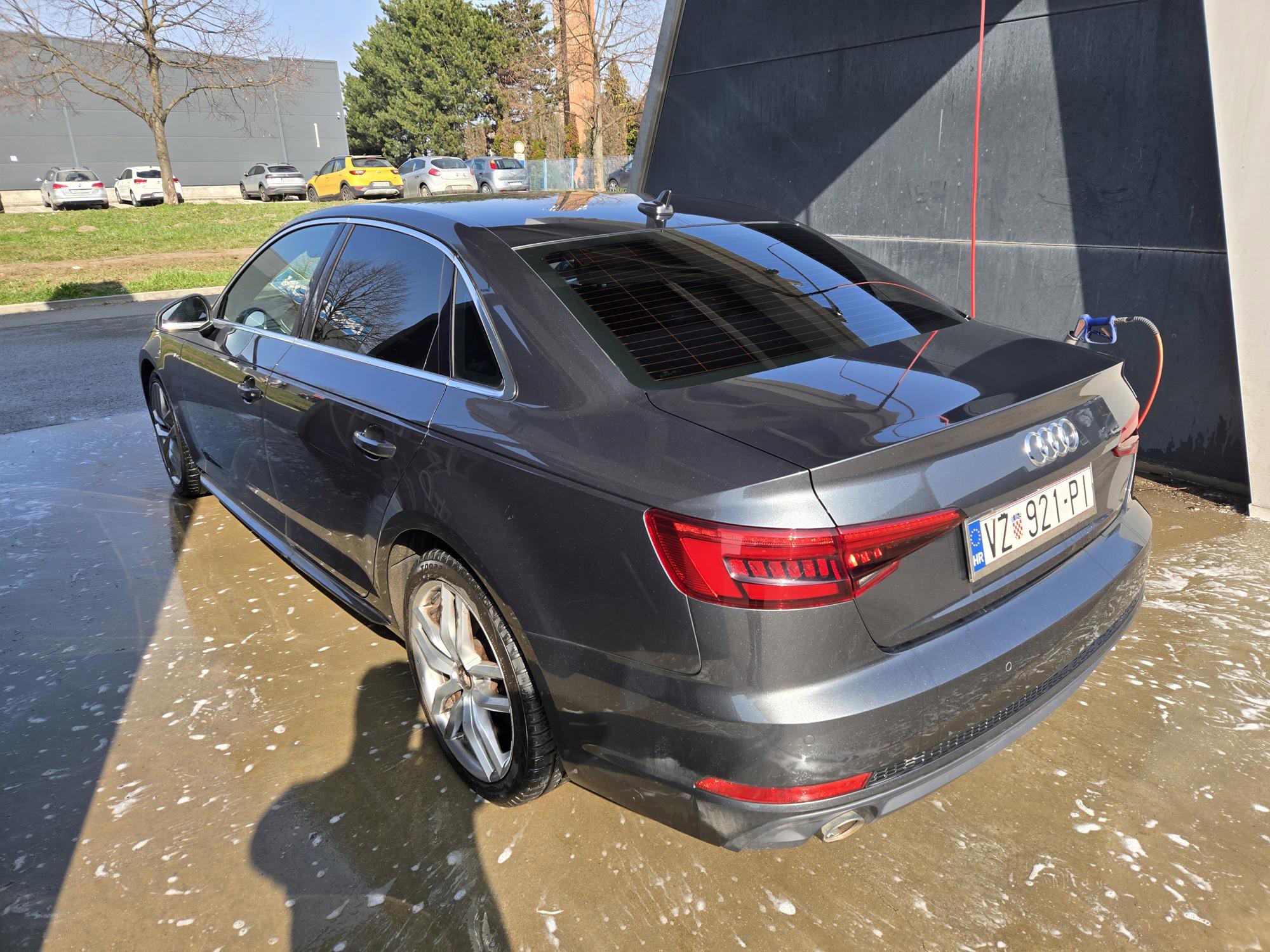Audi A4 B9 2,0 TDI, fotografija 4