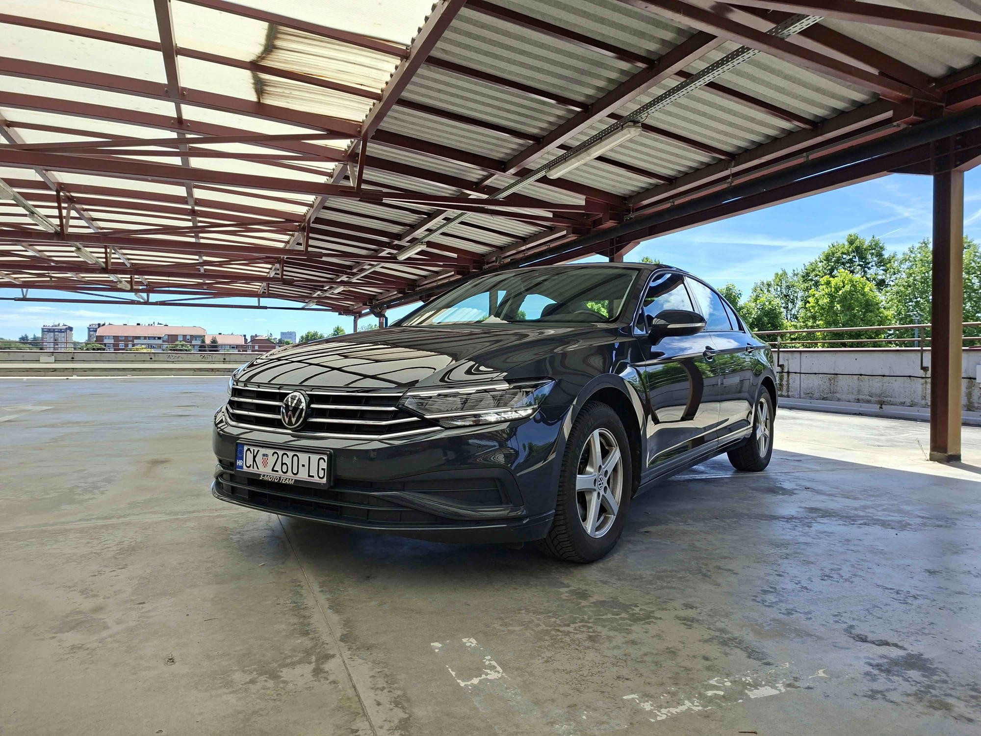 VW Passat 2.0 TDI DSG | Registriran do 08/2027, fotografija 3