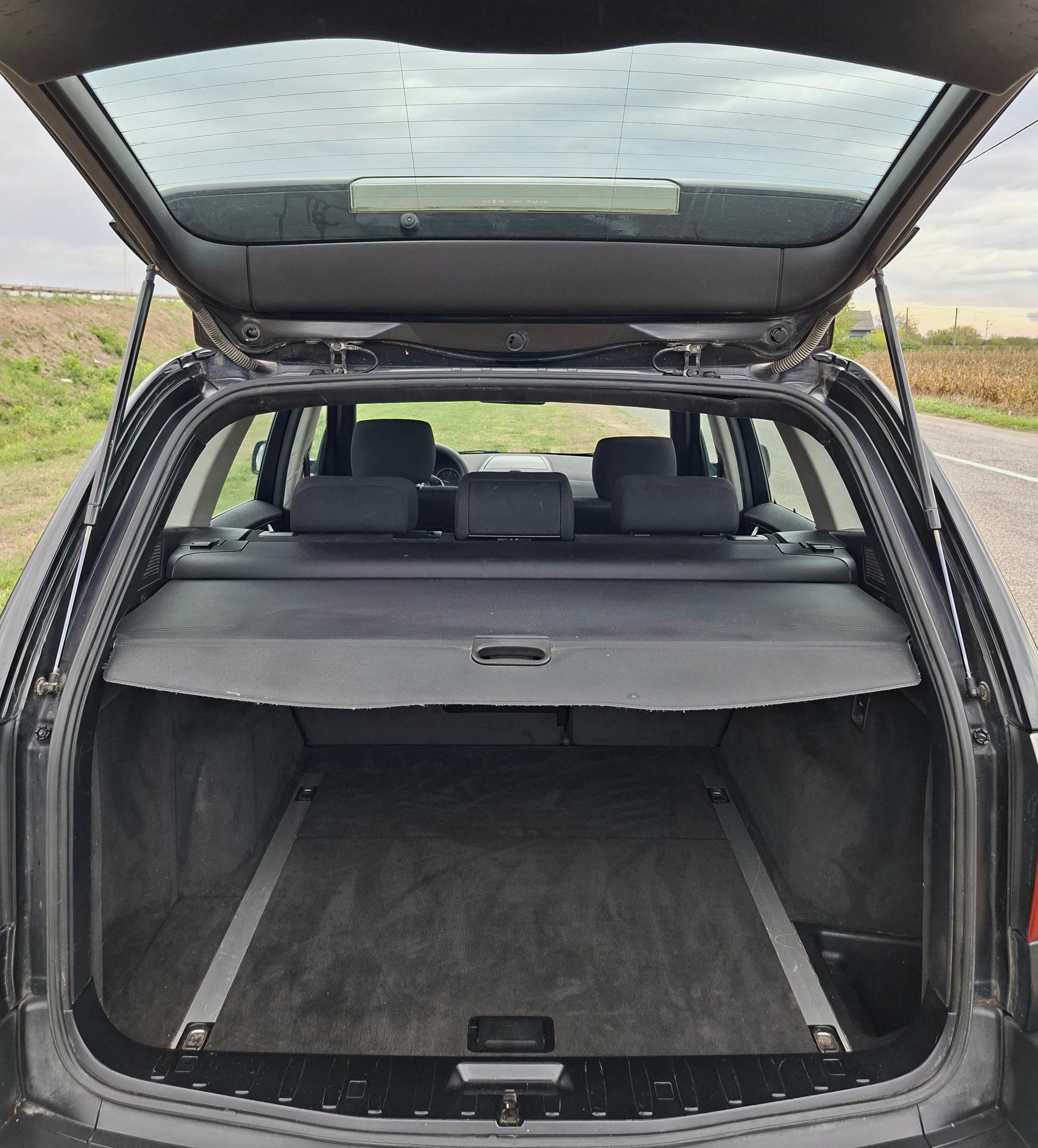 BMW X3 3 0 D 4X4 xdrive - garažiran auto i odlično sačuvan! Super stanje auta!, fotografija 6