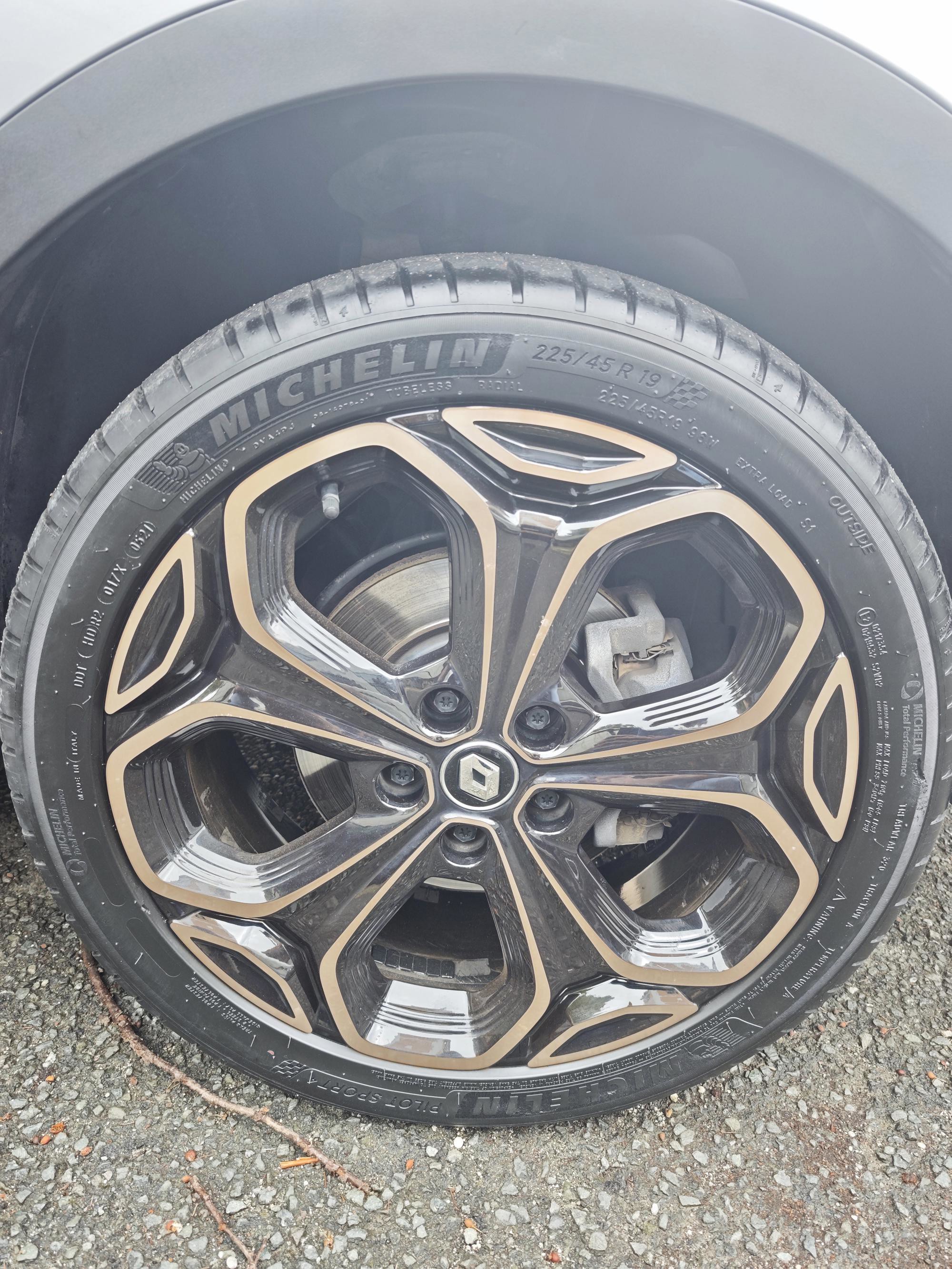 Renault Kadjar Black Edition 2022g 1,3 160KS Tvornička garancija, fotografija 2