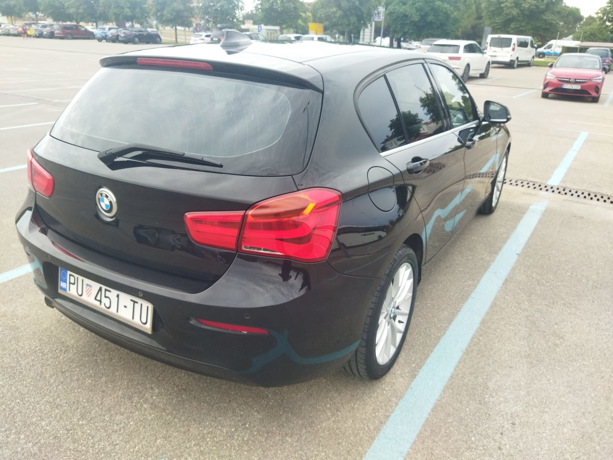 Bmw serija 1, fotografija 2