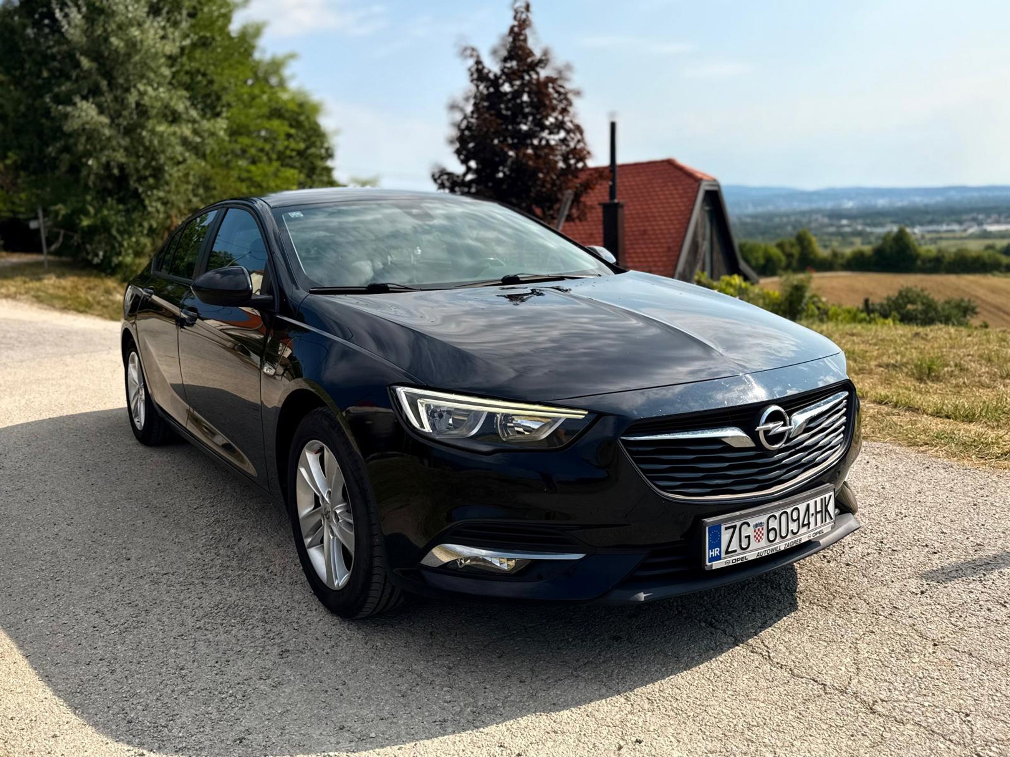 Opel Insignia 1.6cdti 2017 automatik, fotografija 2