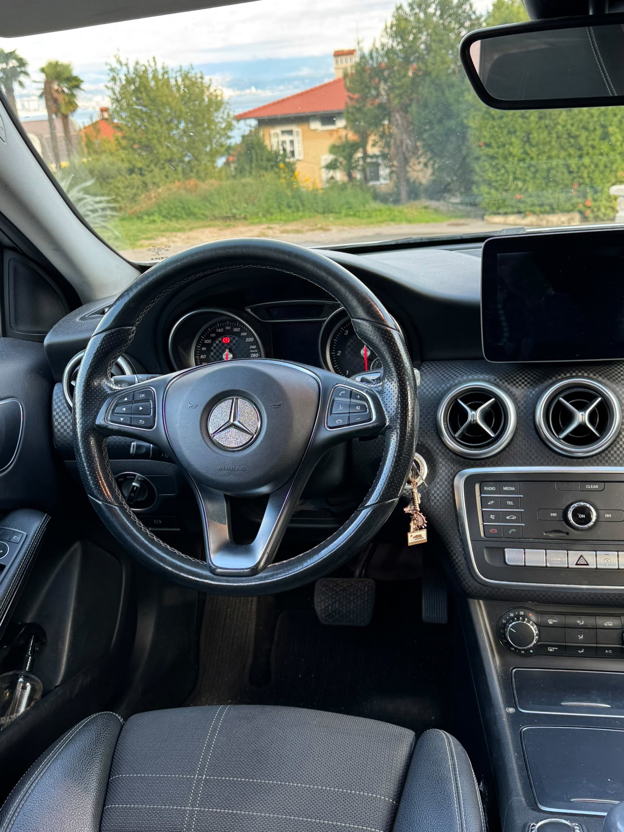 Mercedes A 180d, pogled izvana - slika 4
