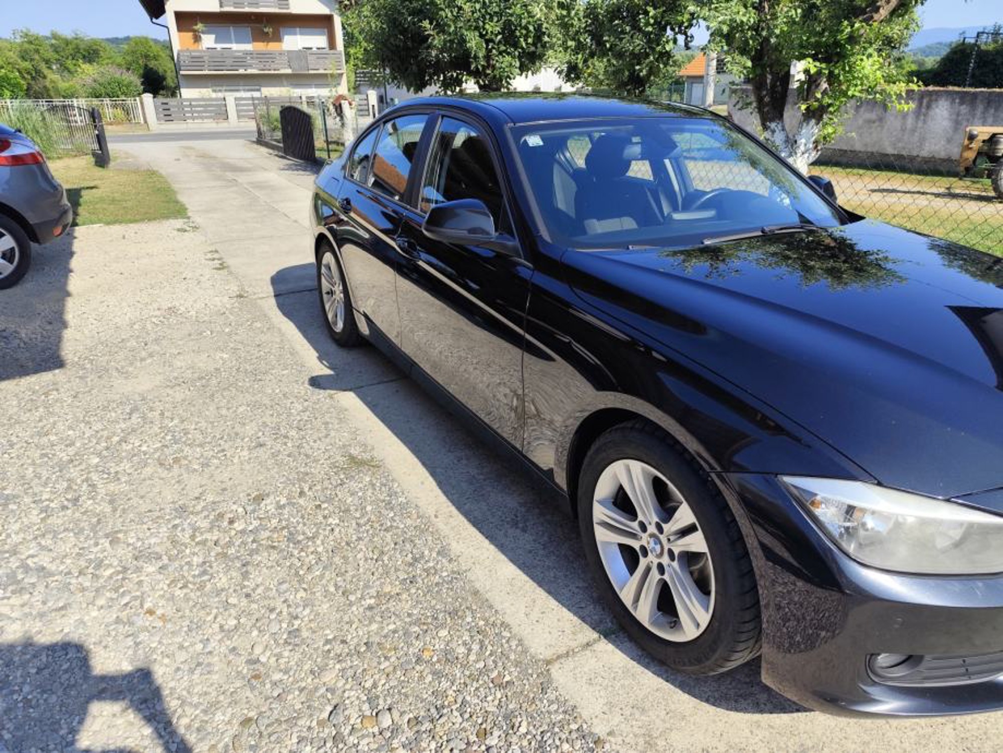 BMW f 30, pogled izvana - slika 4