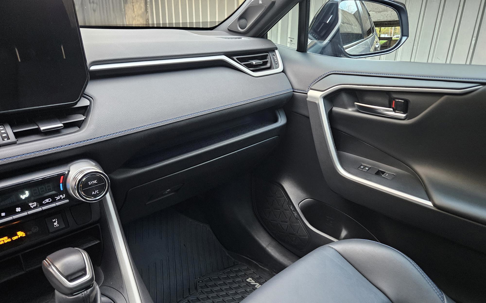 2023 Toyota Rav4 Hibrid 2.5 AWD/4x4, fotografija 16