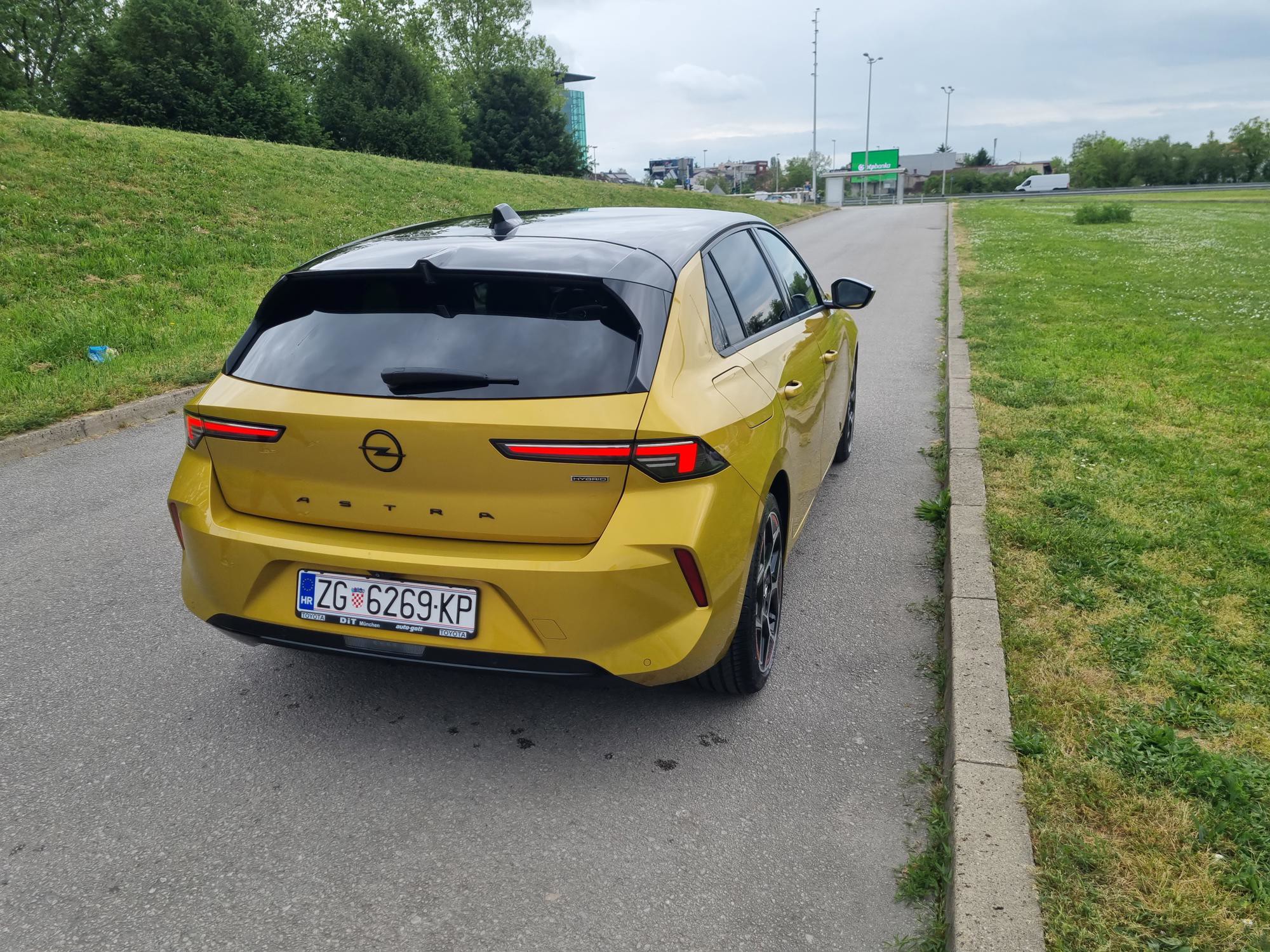 Opel Astra Opel Astra Gs 1.6 Turbo Plug-in Hybrid automatik 181KS!, fotografija 1