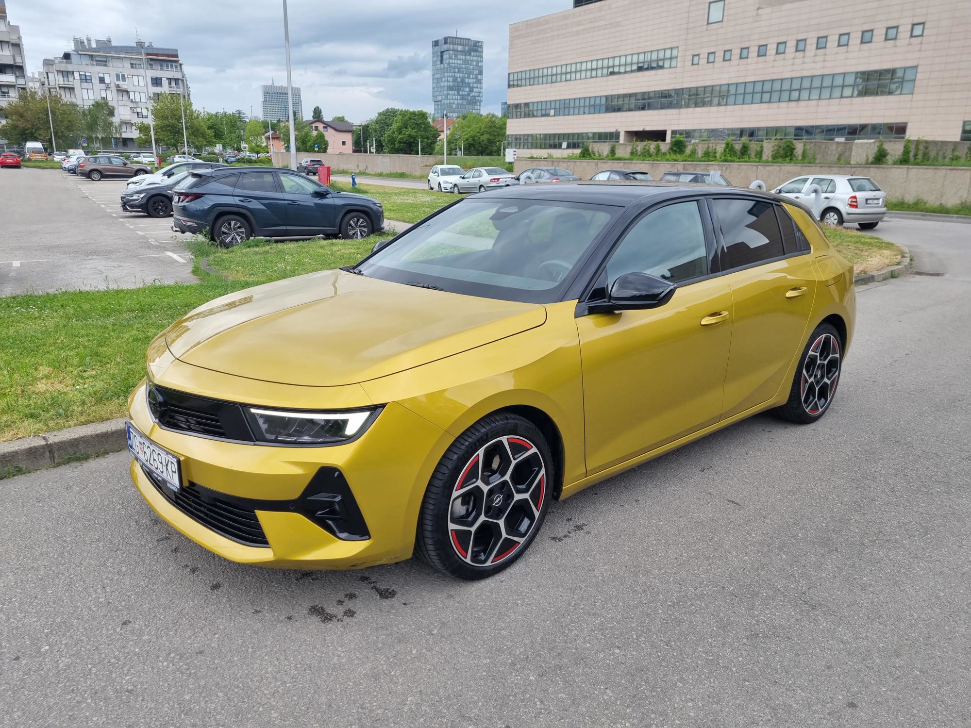 Opel Astra Opel Astra Gs 1.6 Turbo Plug-in Hybrid automatik 181KS!, fotografija 2