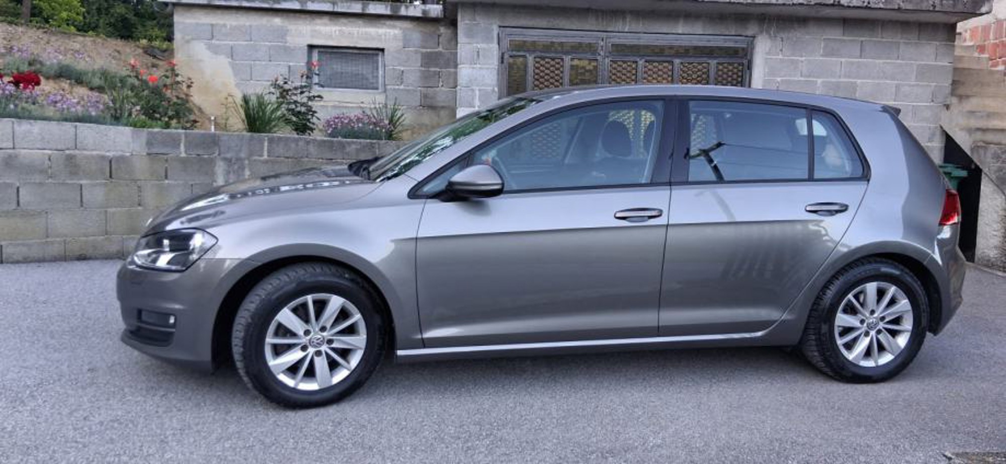 Prodajem VW Golf 7, 2013 godište, 1.6 TDI 4X4, fotografija 2