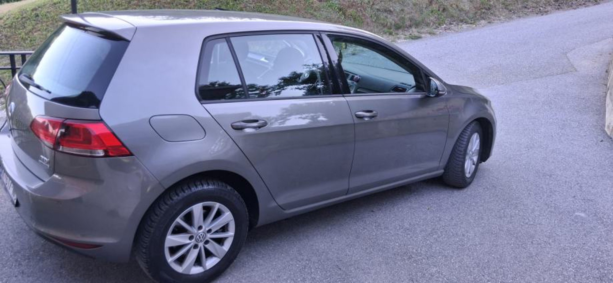 Prodajem VW Golf 7, 2013 godište, 1.6 TDI 4X4, fotografija 3