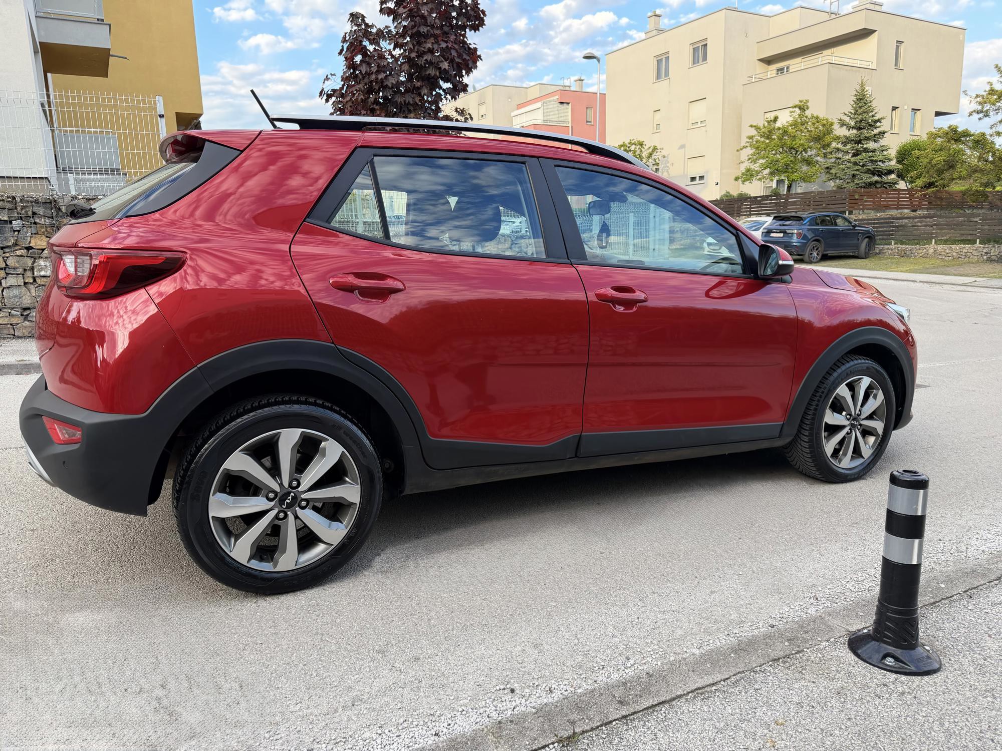 Kia Stonic 1.0 T-GDi, NOVI MODEL 2023.g, JAMSTVO 12mj, KAMERA, NAVIGACIJA, MF VOLAN, NIJE UVOZ.., fotografija 9