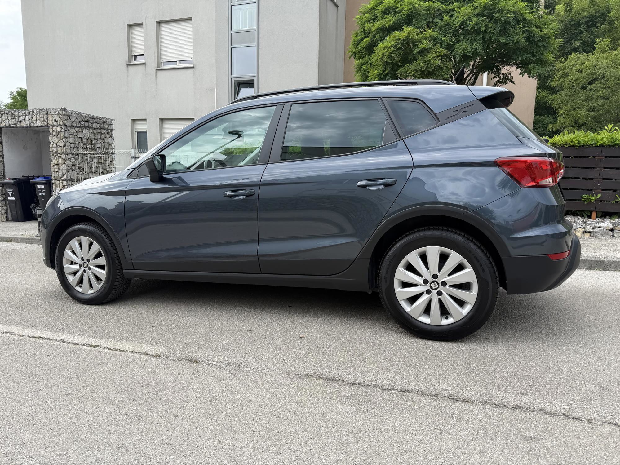Seat Arona 1,0 TSI, SPORT PAKET:KOŽA/ALKANTARA, U PROMETU OD 2021.g, JAMSTVO 12mj, NIJE UVOZ!, fotografija 3