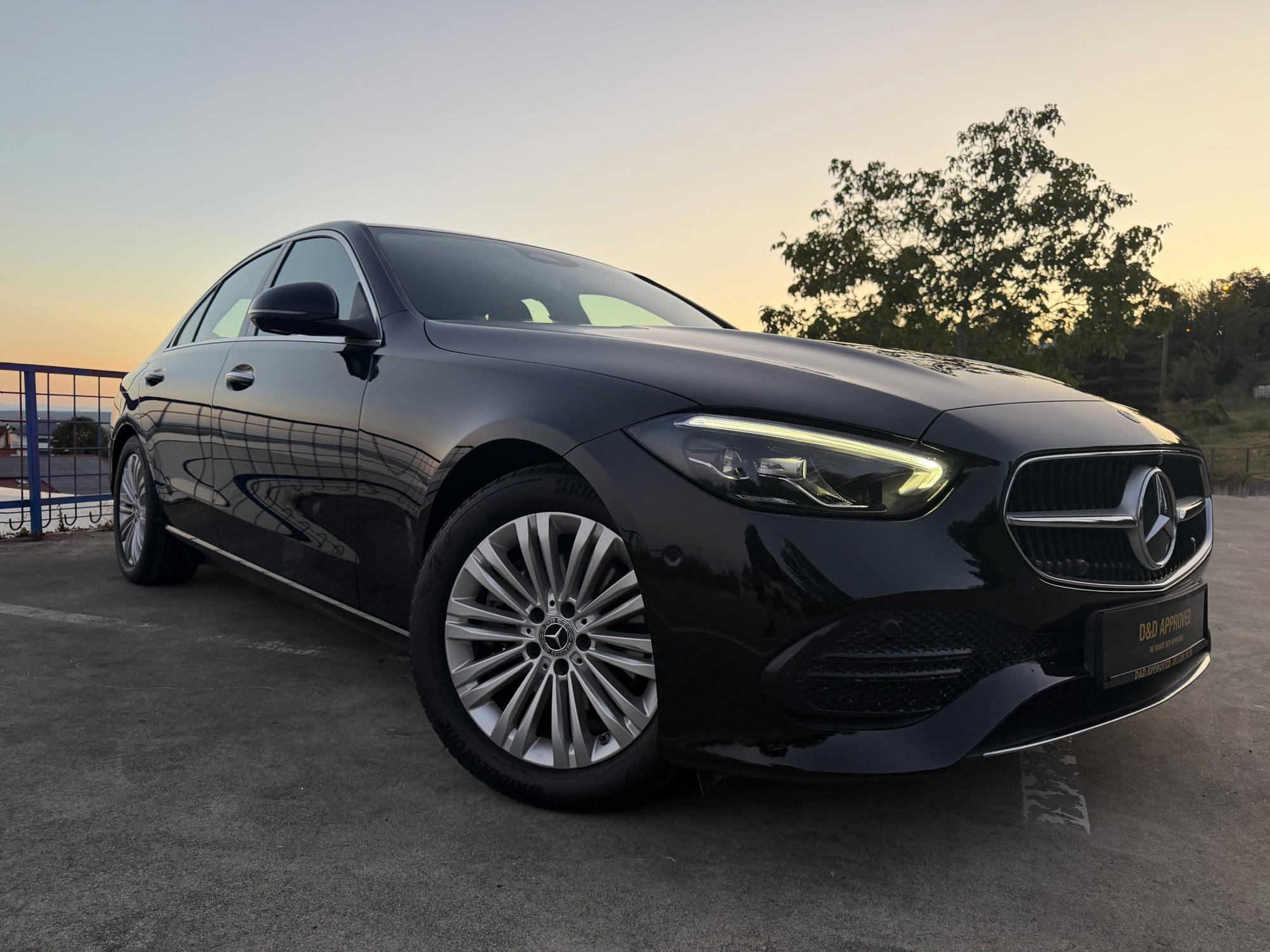 Mercedes-Benz Cklasa 220 automatik, MODEL 2024.g, 200ks, FULL BUSINESS, JAMSTVO 12mj,HR AUTO.., pogled izvana - slika 3