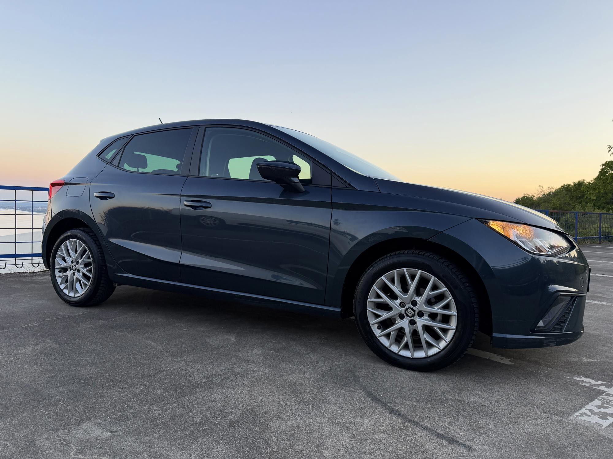 Seat Ibiza 1,0 TSI SPORT SALSA, NOVI MODEL 2022.g, JAMSTVO 12mj, JAMSTVO NA PRIJEDJENE KILOMETRE.., fotografija 3