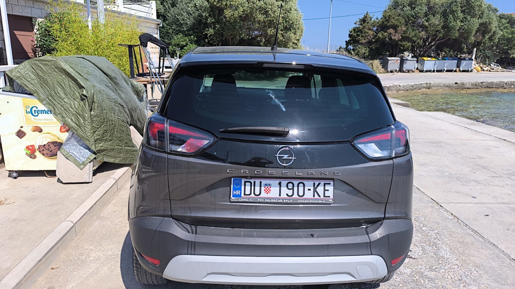 Opel Crosland, fotografija 2