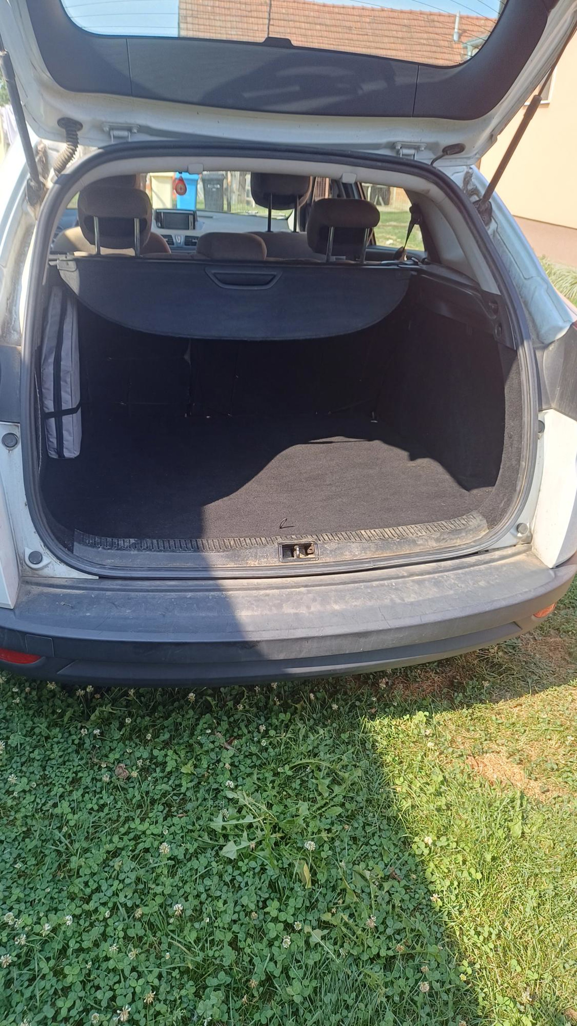 Renault Megane Grandtour 1,5 dCi registriran godinu dana, fotografija 5