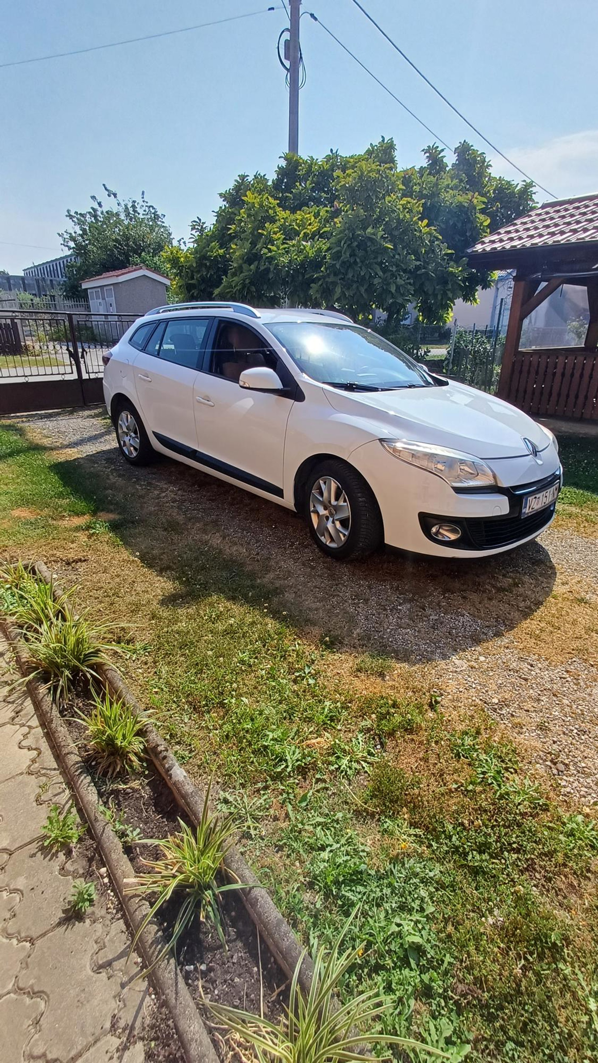 Renault Megane Grandtour 1,5 dCi registriran godinu dana, fotografija 1