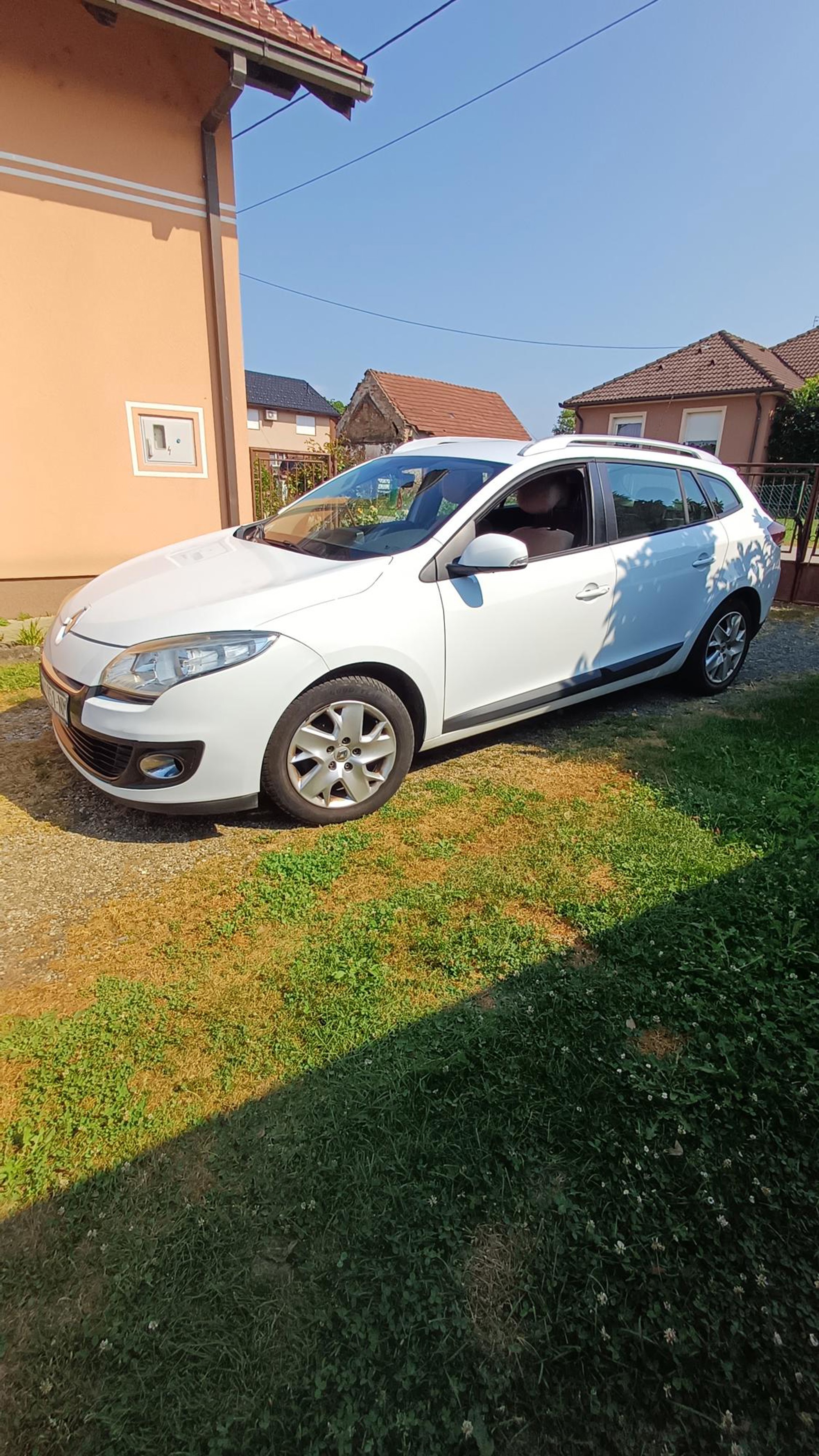 Renault Megane Grandtour 1,5 dCi registriran godinu dana, fotografija 2