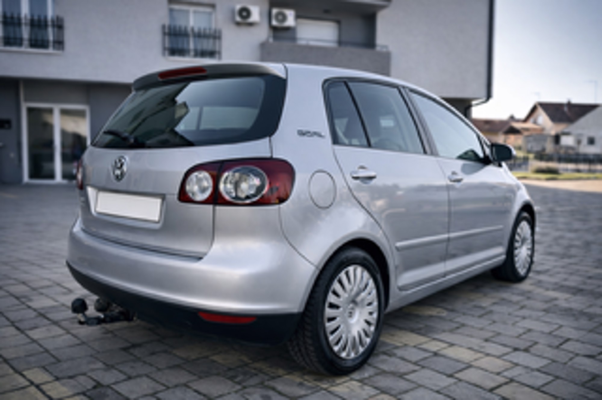 Golf V Plus 1.9 TDI, uredan, ključ u ruke, fotografija 3