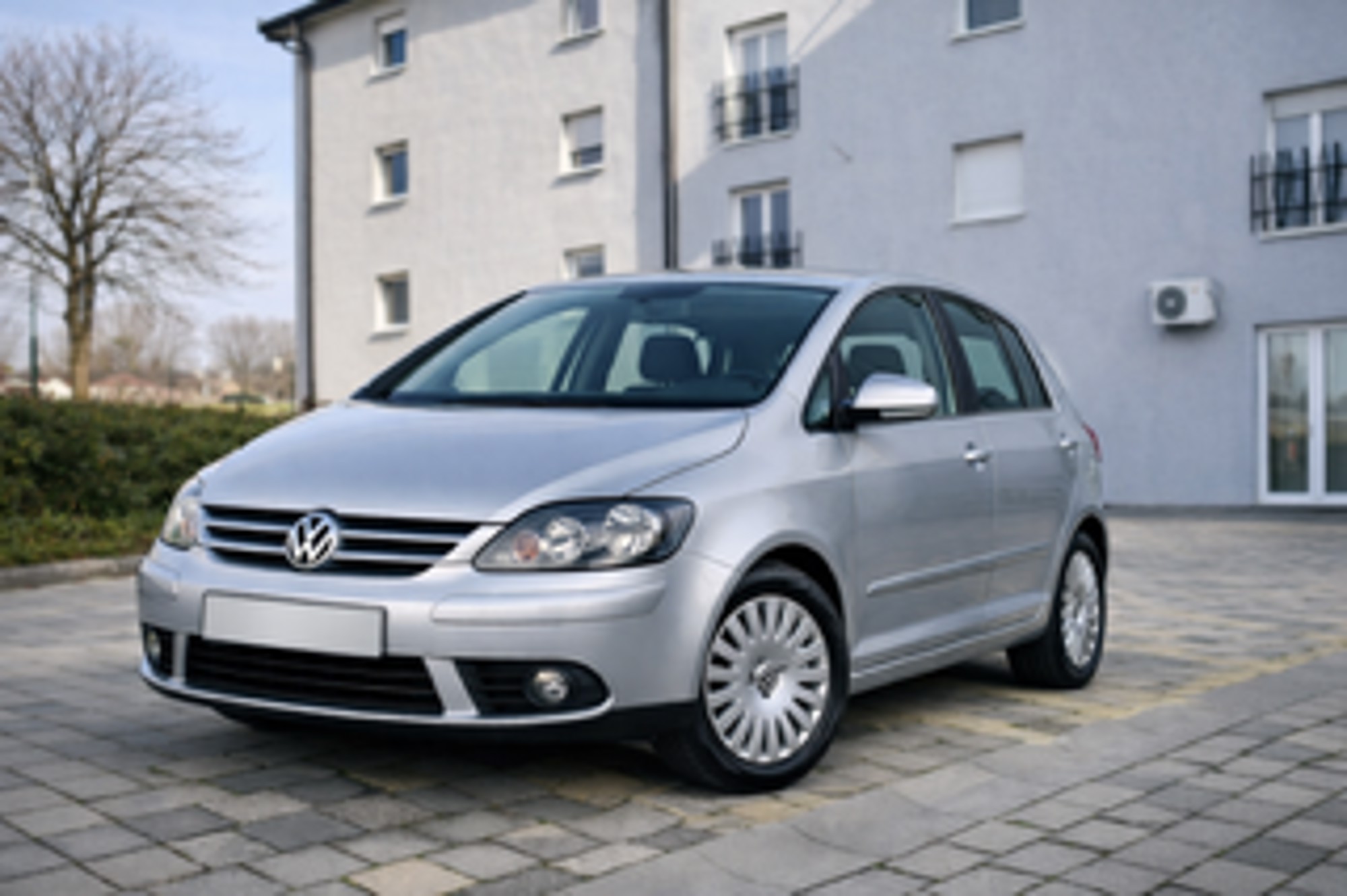 Golf V Plus 1.9 TDI, uredan, ključ u ruke, fotografija 1