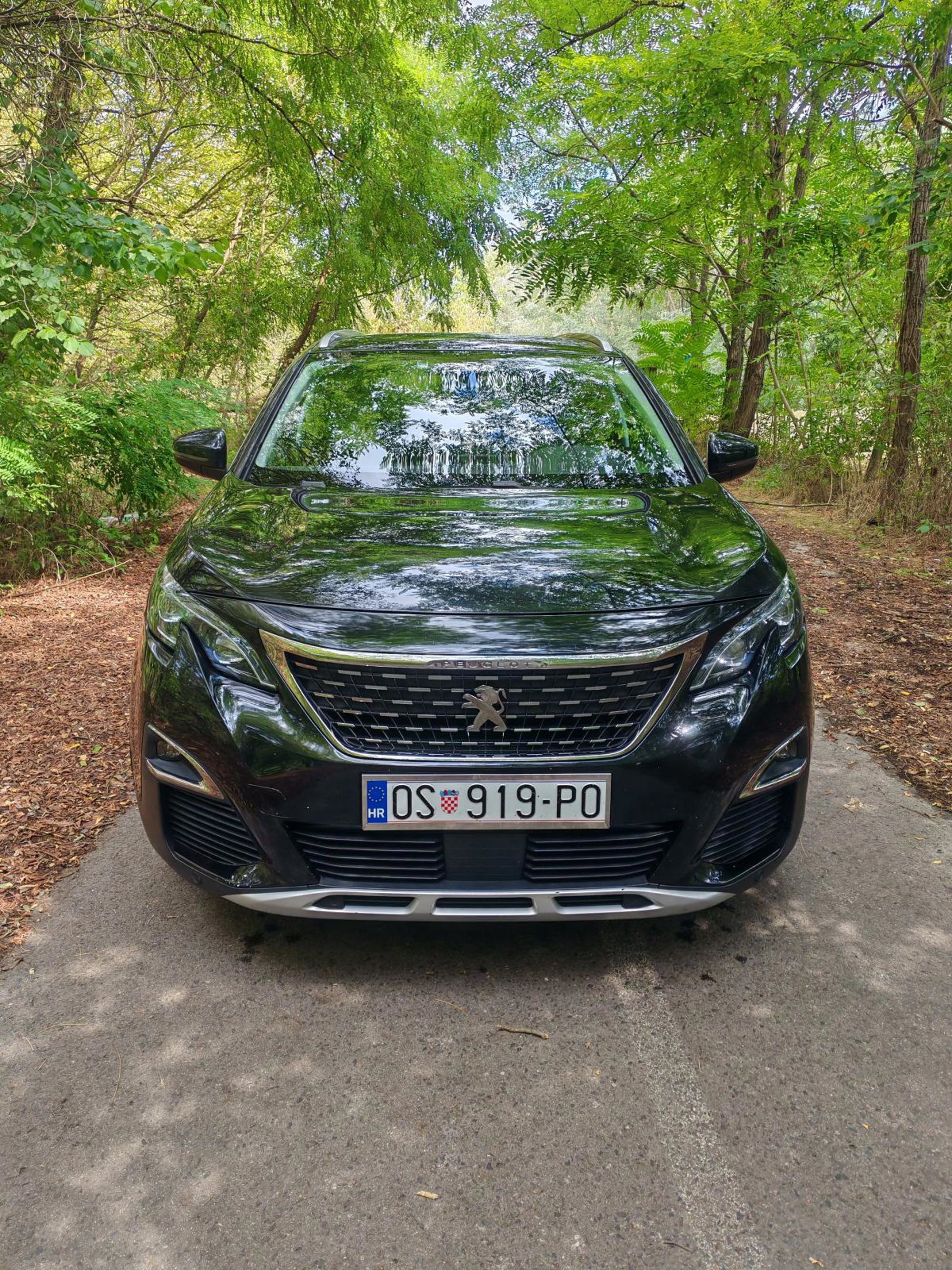 Peugeot 5008 2.0 HDI 110kW - top oprema - registriran godinu dana, fotografija 2