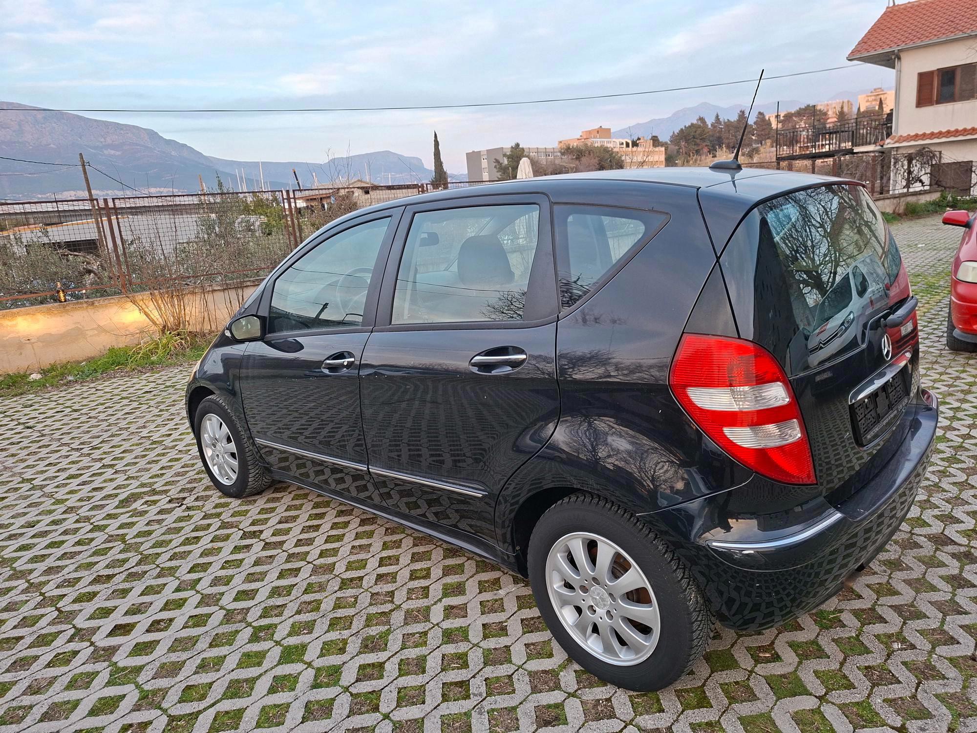 MERCEDES A150 BENZIN 2008G avangard, pogled izvana - slika 2