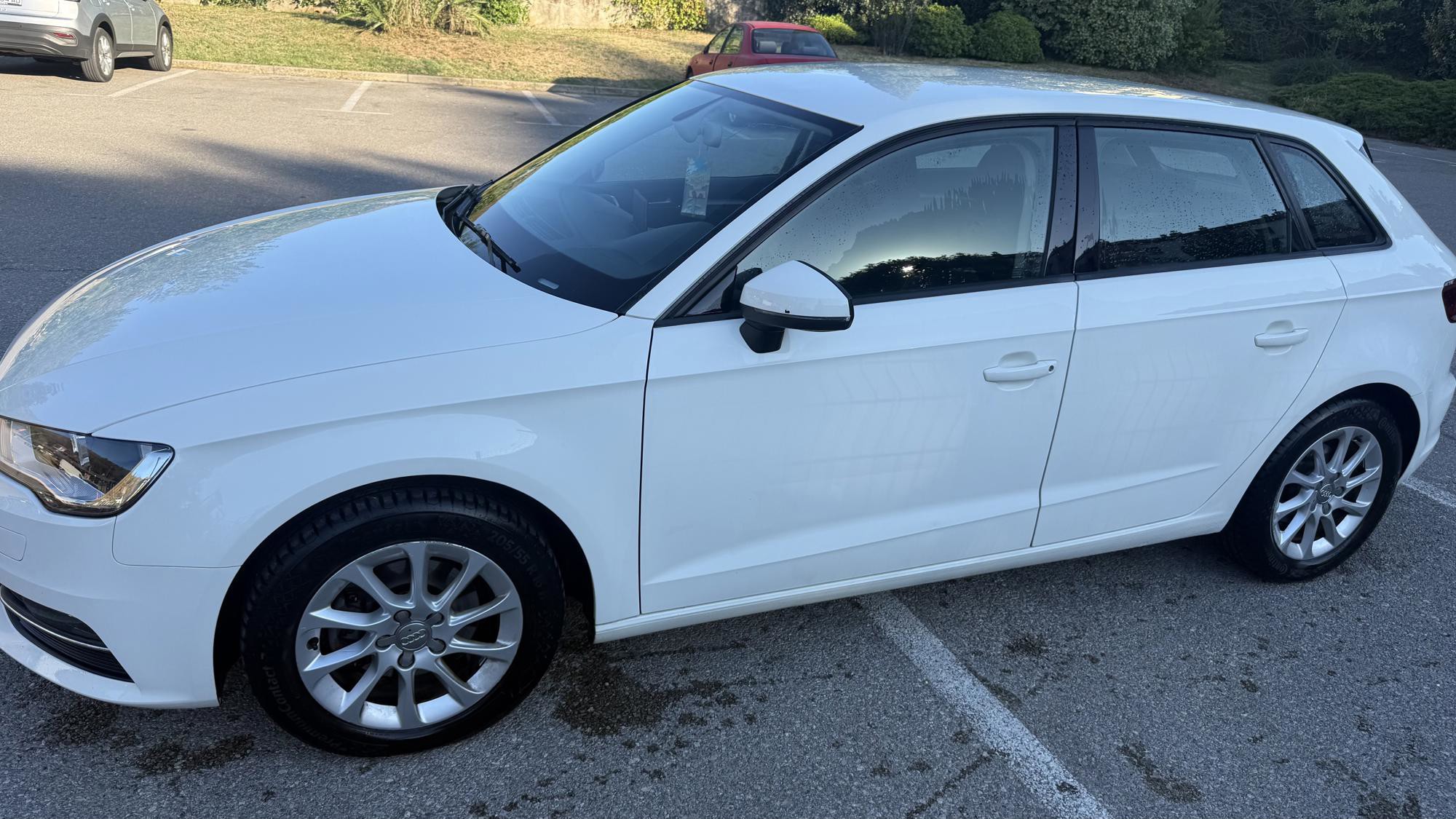 Audi A3 1.6TDi automatik, fotografija 3
