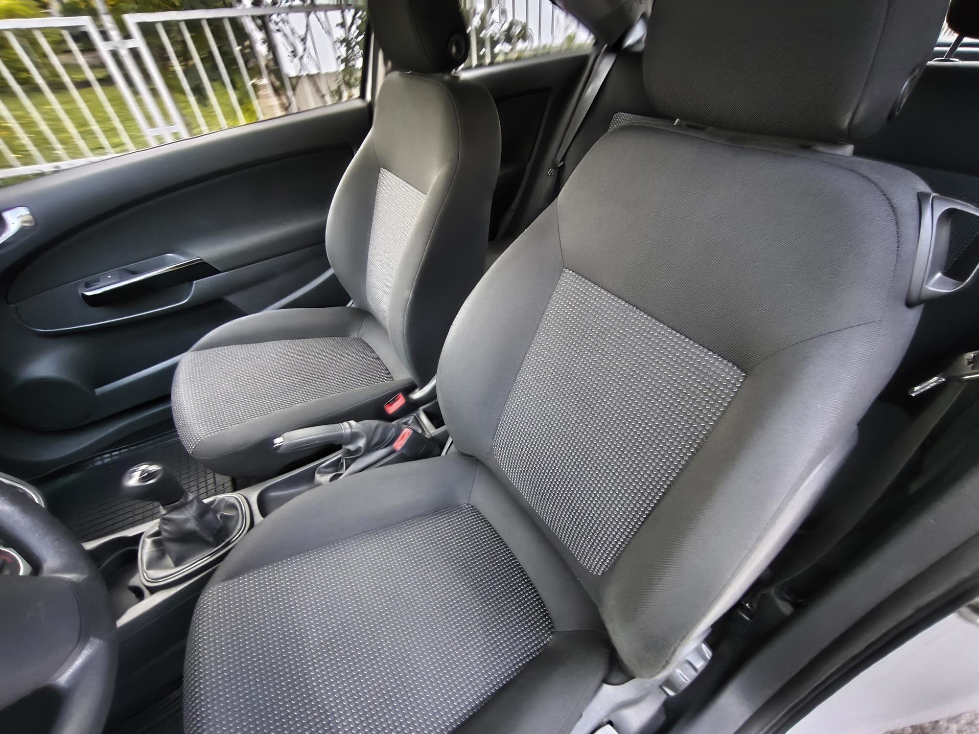 Opel Corsa 1,2 Benzin, fotografija 12