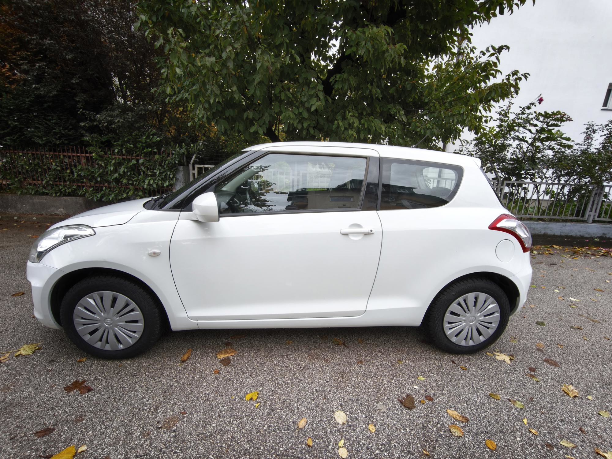 Suzuki Swift 1,2 -Klima-, fotografija 2