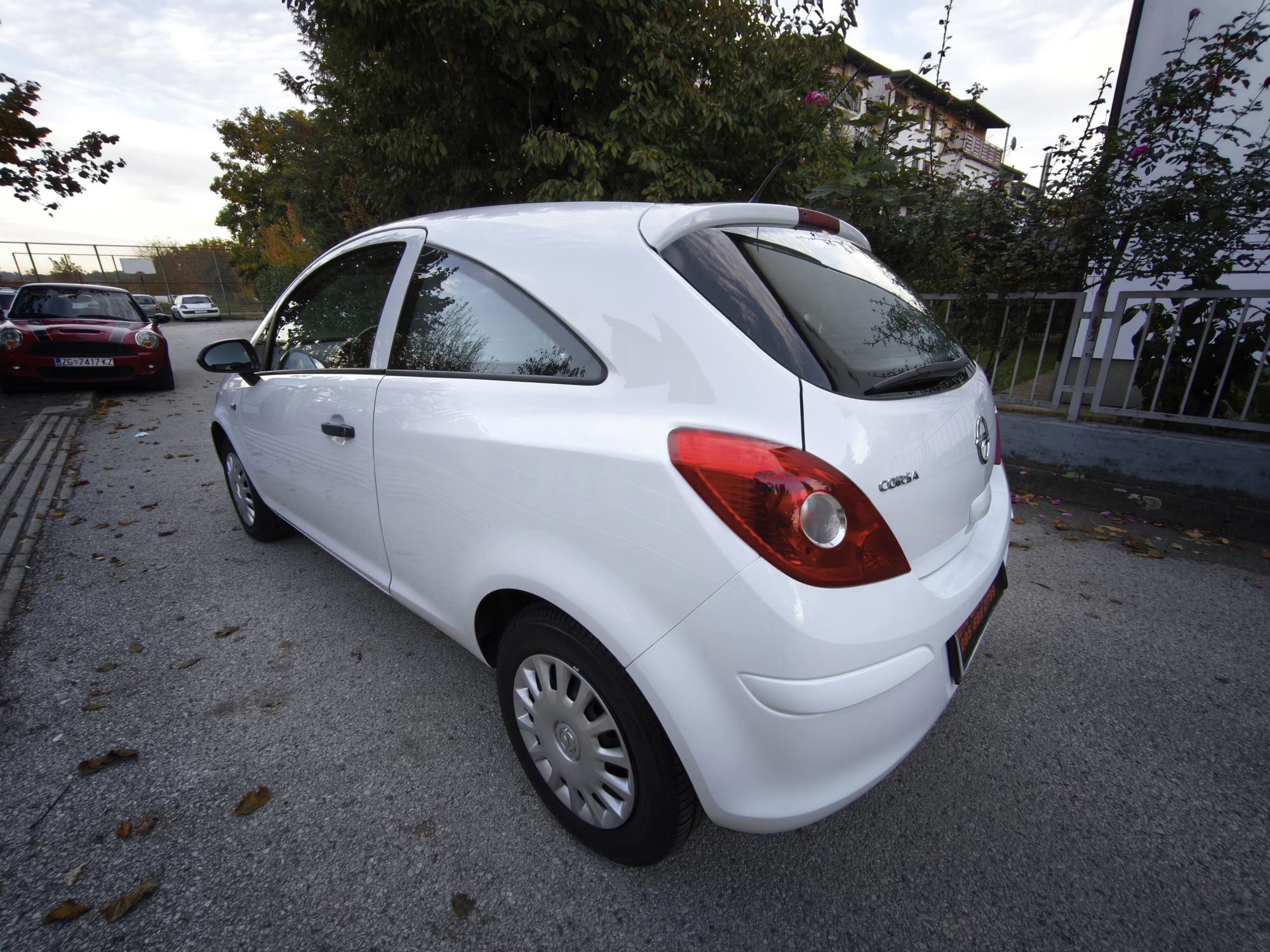 Opel Corsa 1,2 Benzin, fotografija 9