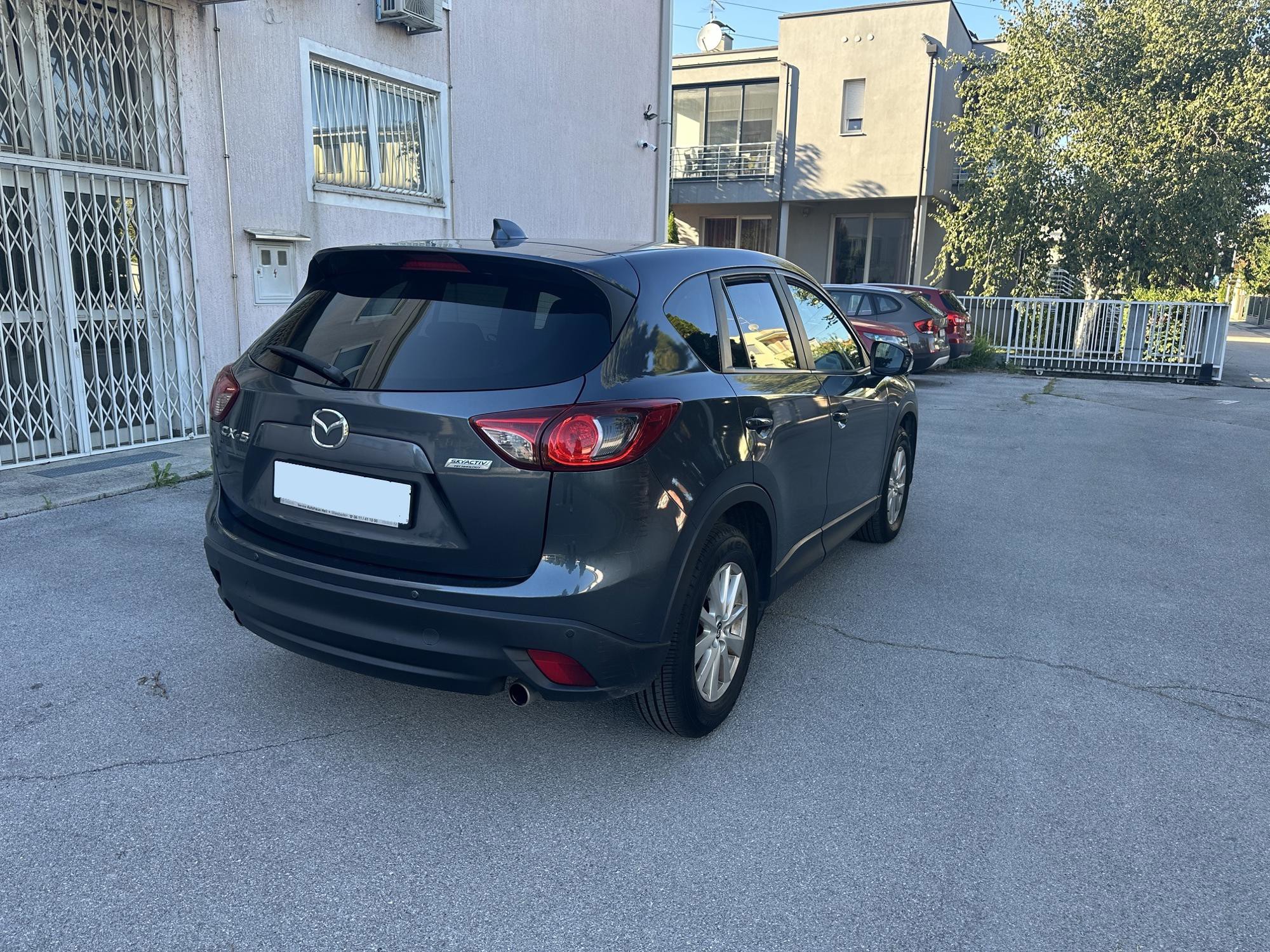 Mazda CX-5 2012. 110 kW diesel, 6 brzina, alu naplatci, ljetne i zimske gume, fotografija 4
