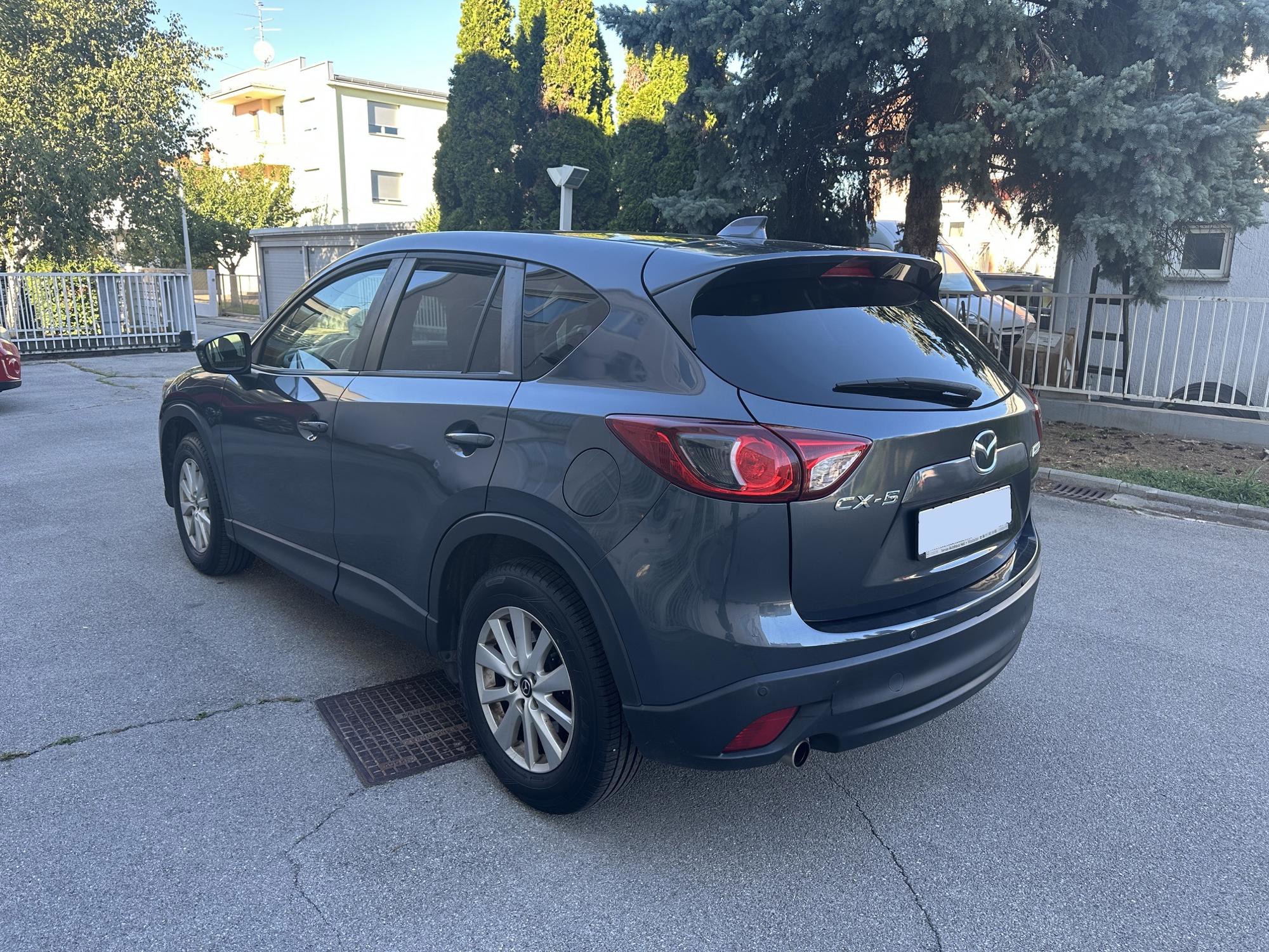 Mazda CX-5 2012. 110 kW diesel, 6 brzina, alu naplatci, ljetne i zimske gume, fotografija 3