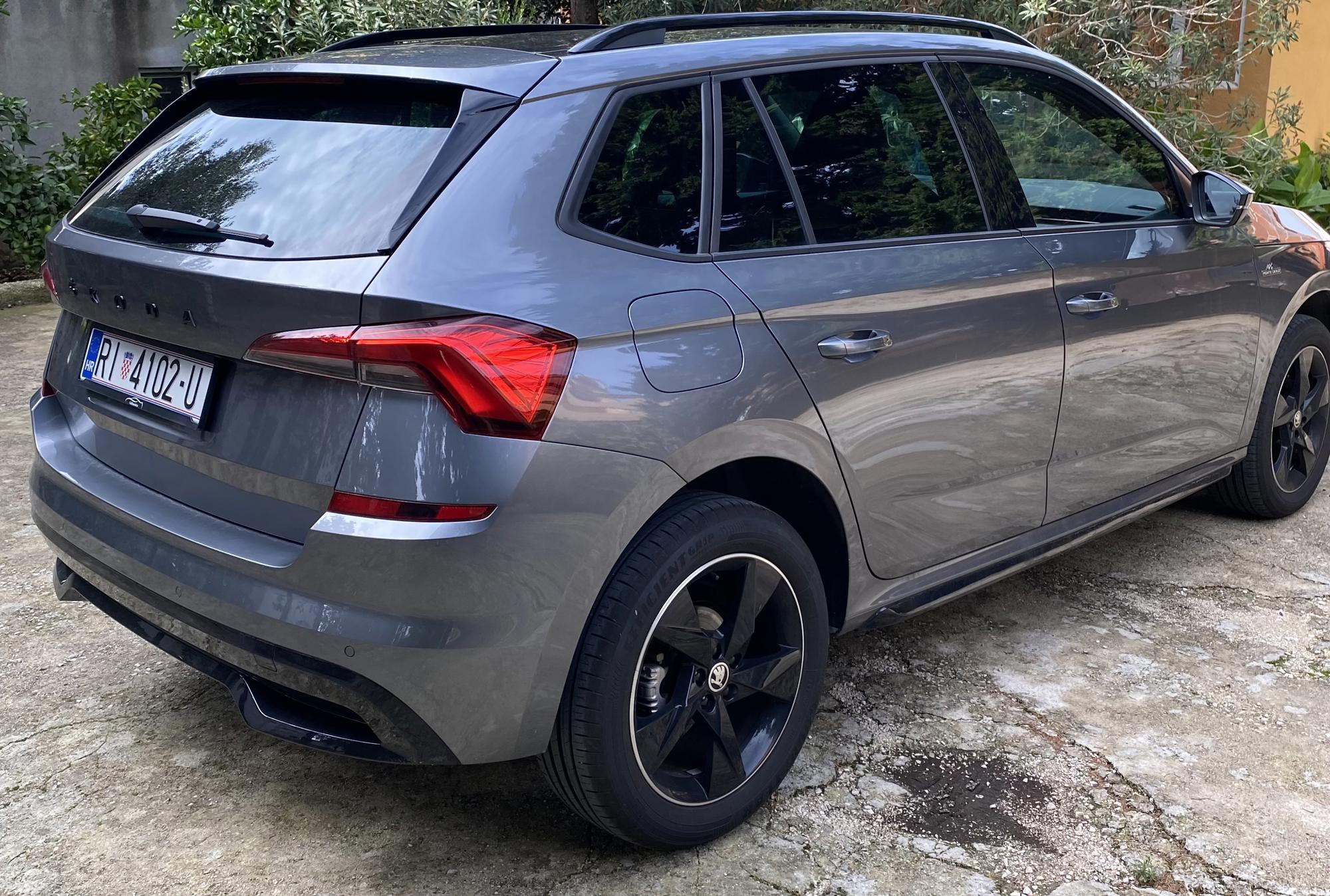 Škoda Kamiq Monte Carlo 1.0 TSI (2022) – 45.000 km, godinu dana Reg, Kupljen u RH!, fotografija 4