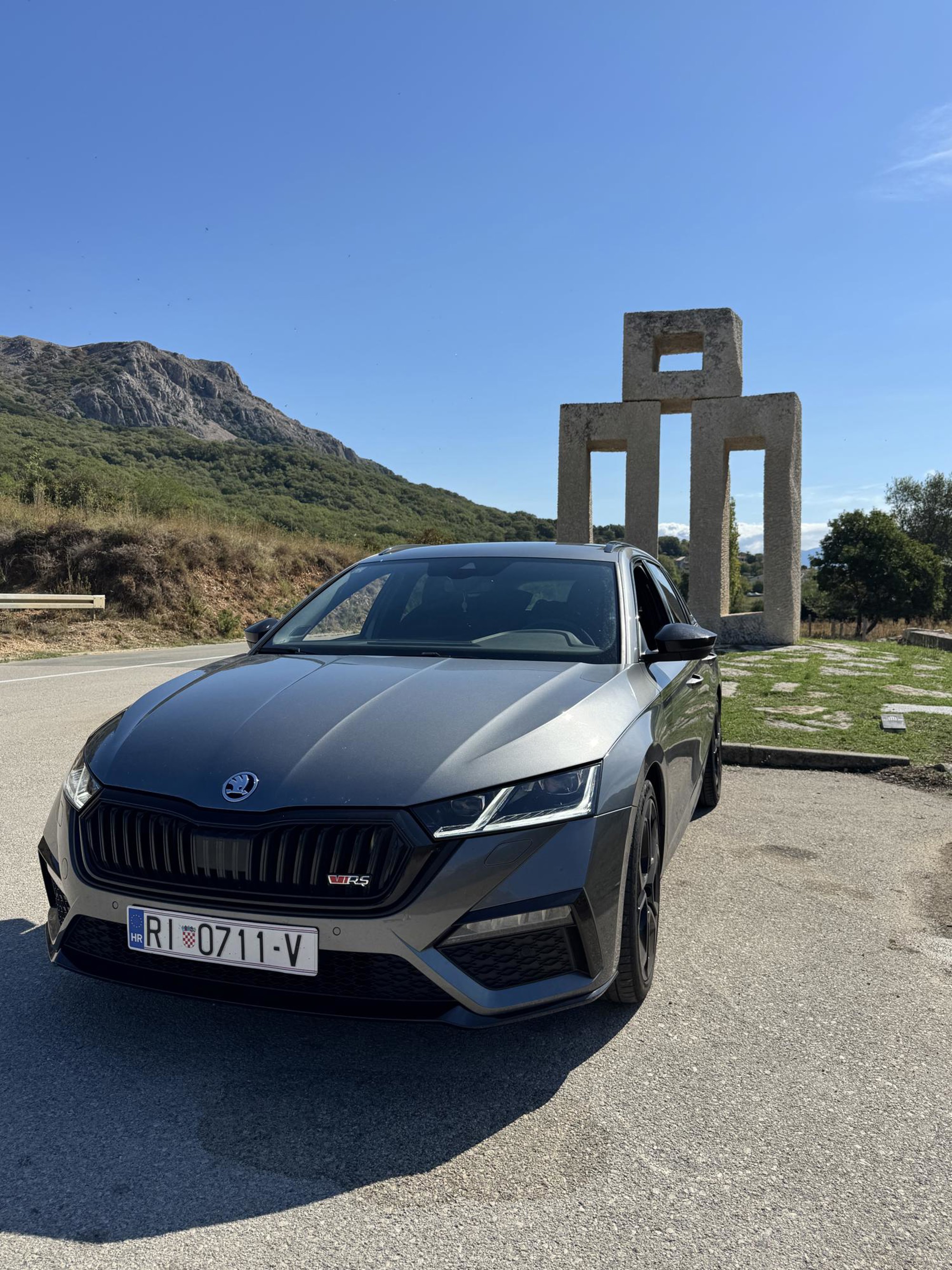 Škoda Octavia RS 2.0TDI DSG 12/2021, fotografija 2