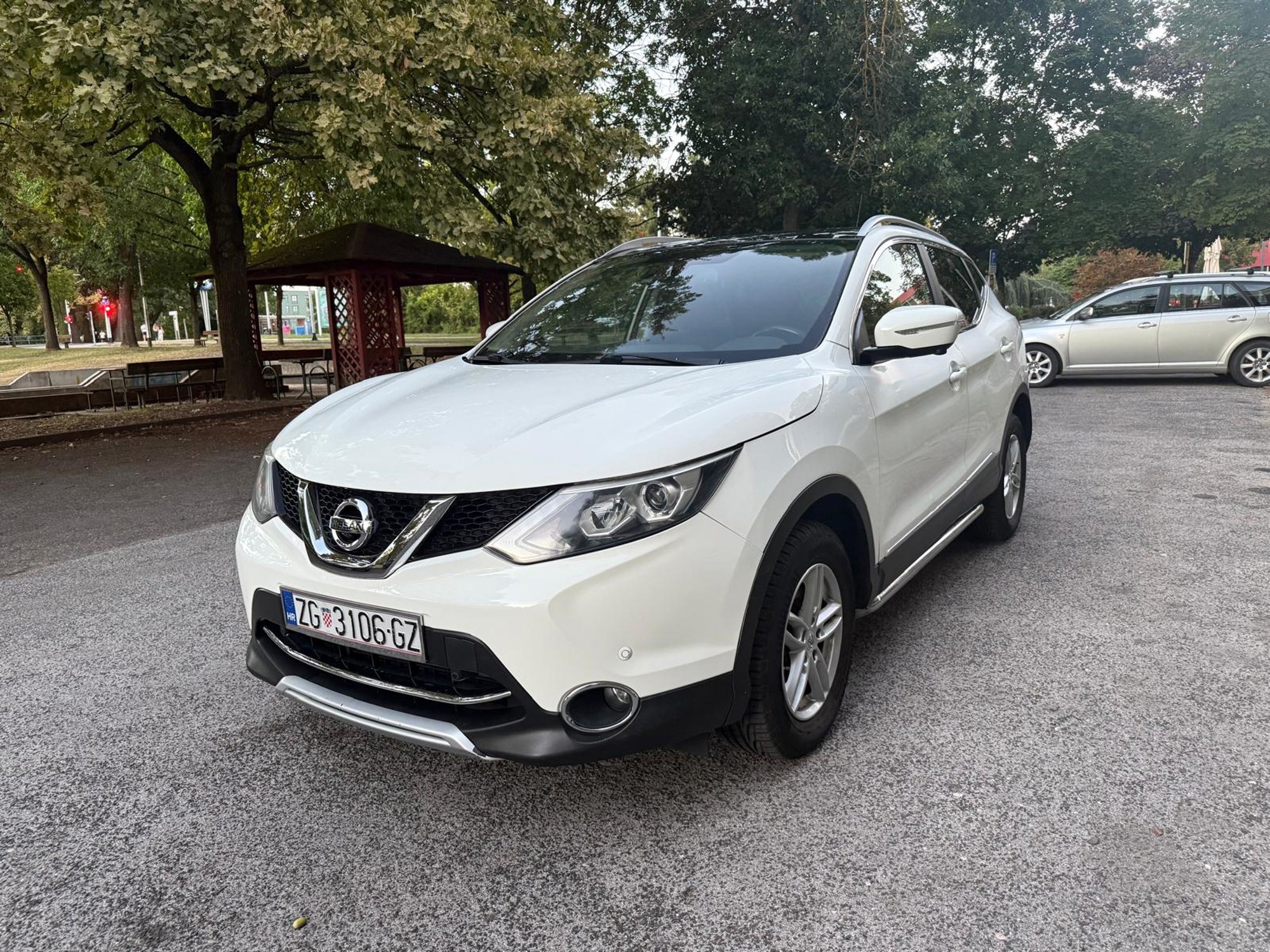 Nissan Qashqai 1,6 dCi 360° TEKNA, fotografija 6