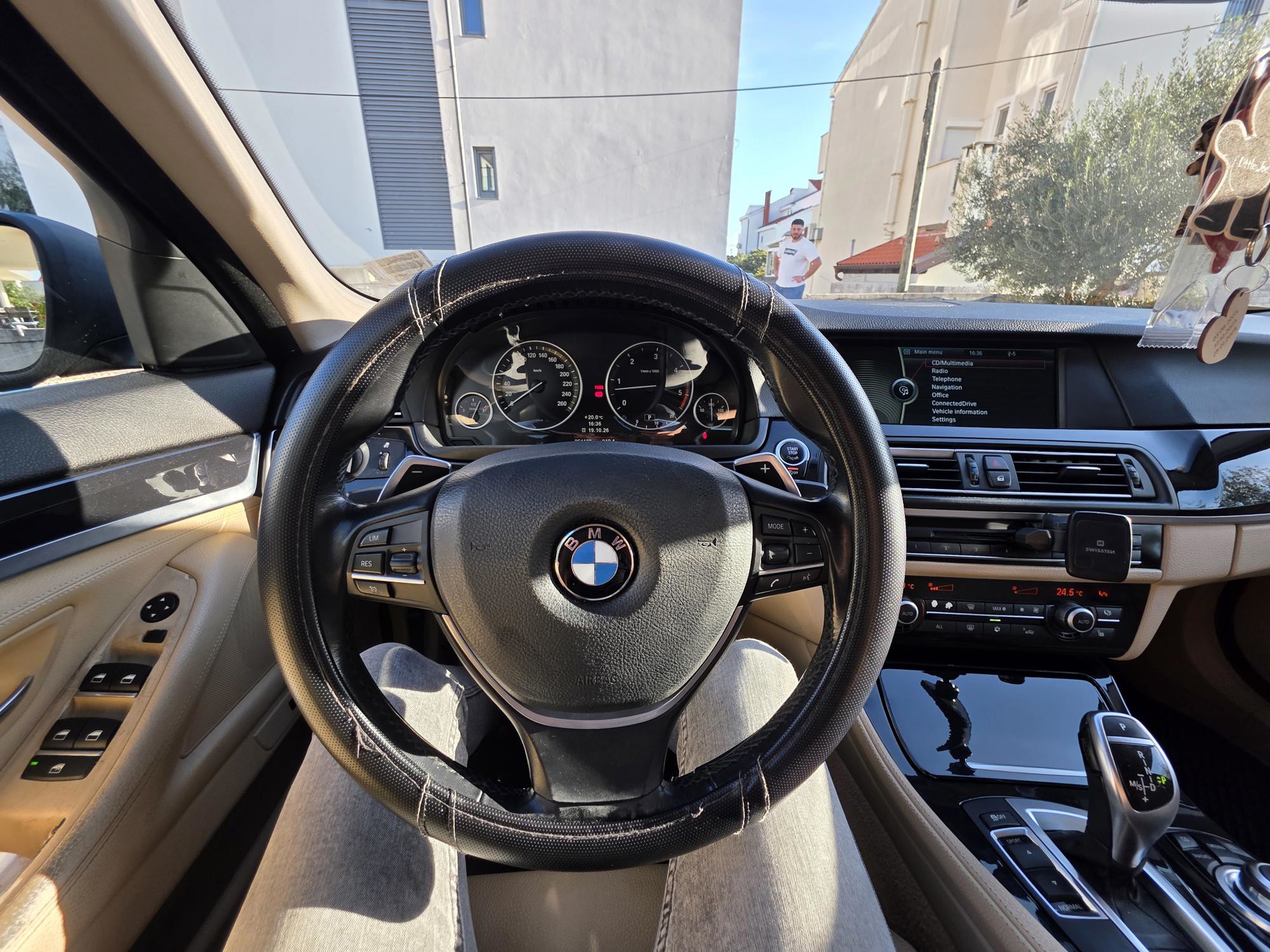 BMW 530d F11 xD "Zamjena", fotografija 11