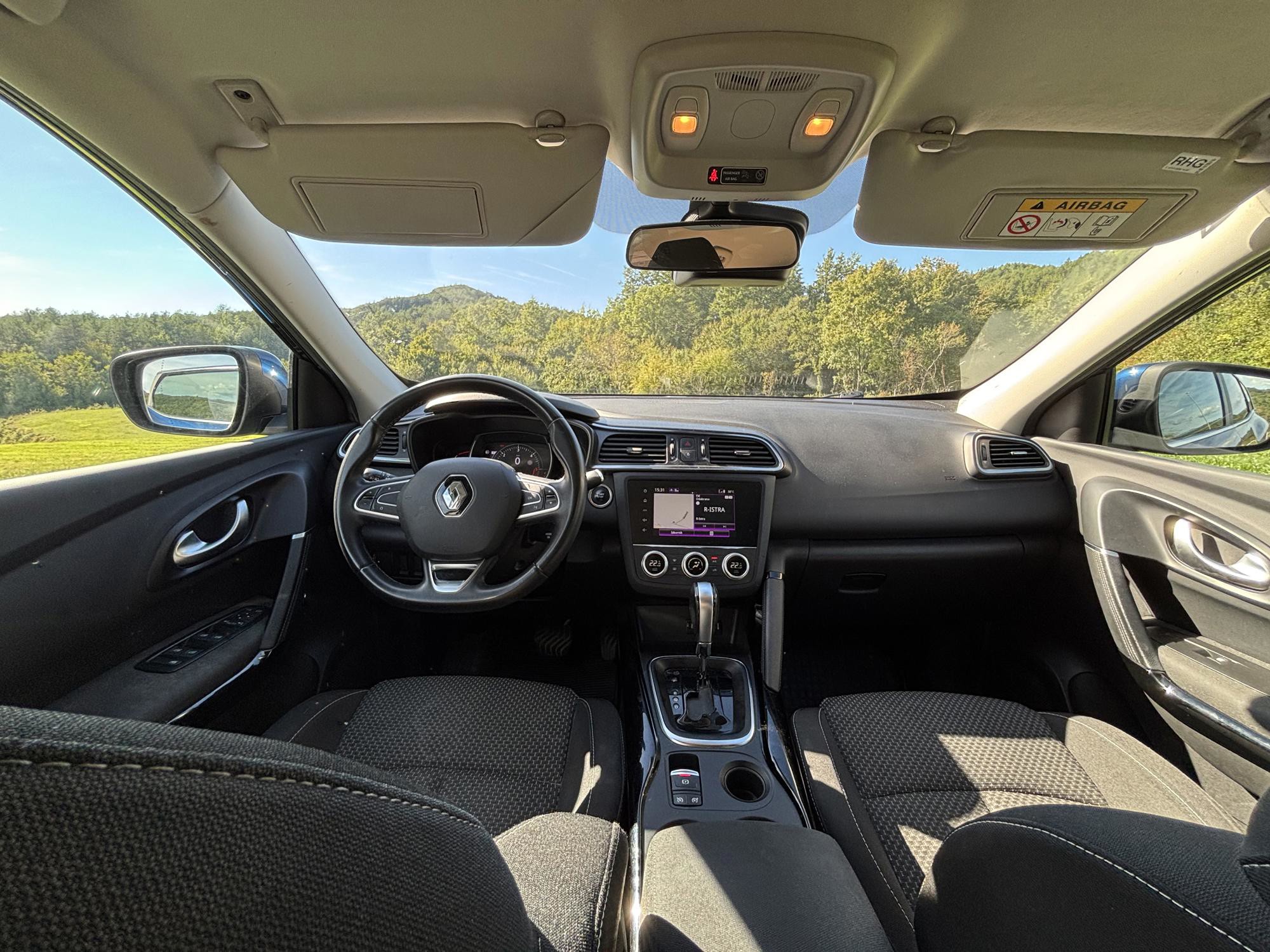 1.5 DCI, napravljen veliki servis, bogata oprema, očuvan, reg. do kraja 03/27, fotografija 2